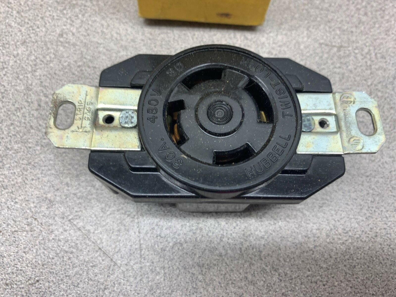 NEW IN BOX HUBBELL TWISTLOCK 2730