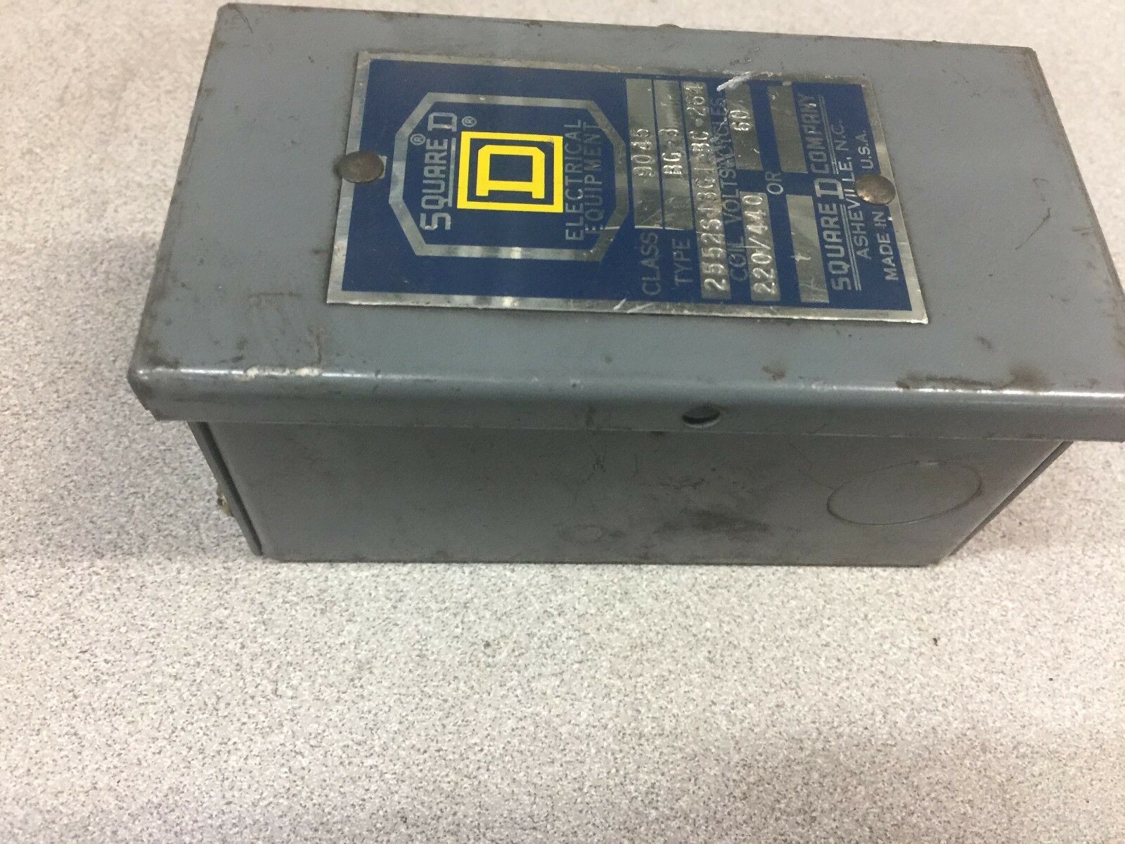 NEW NO BOX SQUARE D 220/440VAC MAGNETIC UNLOADER 9045 BG-3