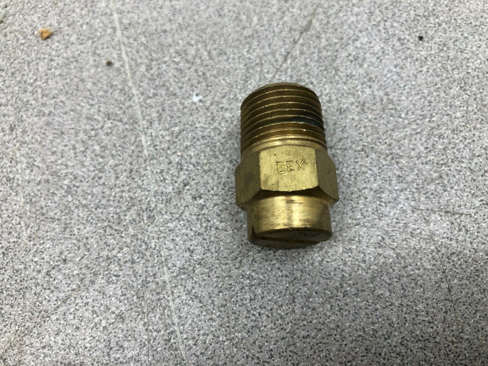 NEW NO BOX (LOT OF 12) BEX BRASS 3/8 NPT SPRAY NOZZEL F65 5.0