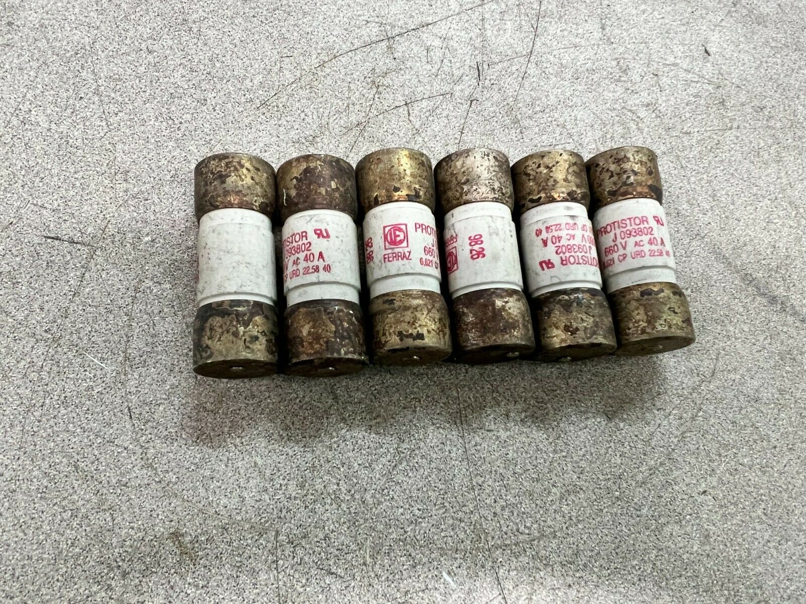 LOT OF 6 NEW NO BOX FERRAZ FUSE J 093802