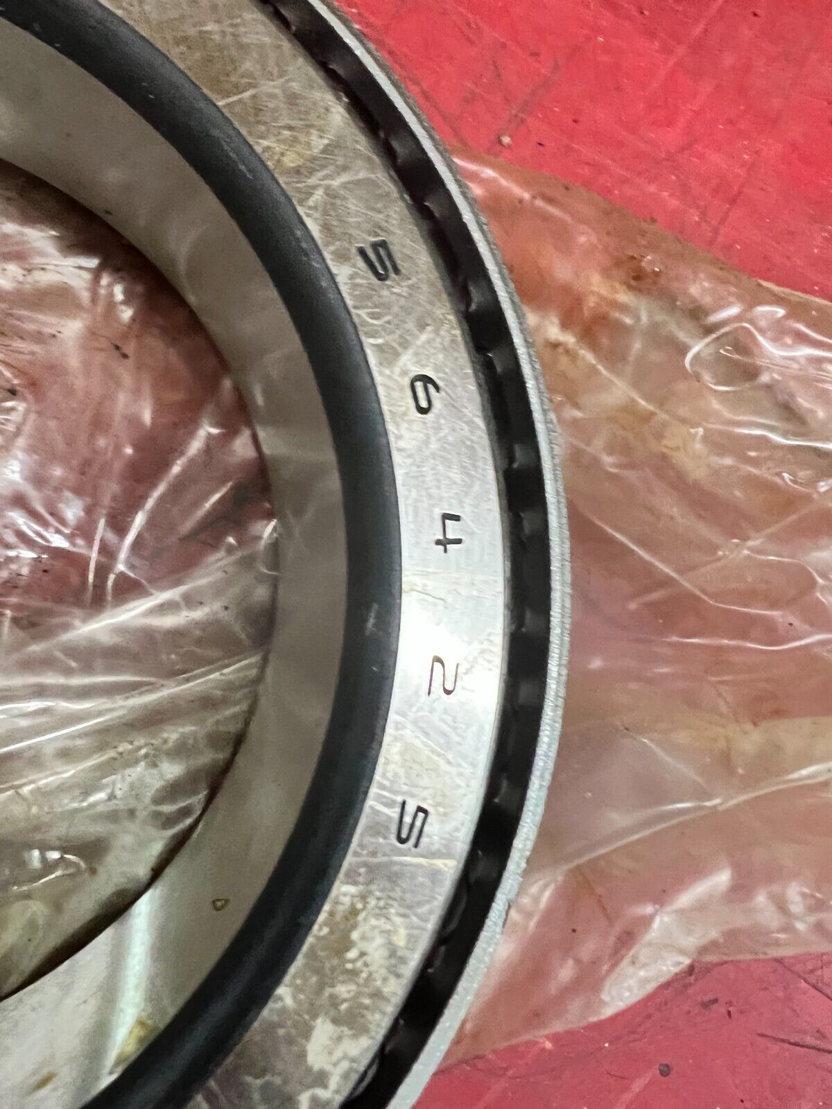 NEW IN BOX TIMKEN BEARING AND RACE 56650 56425