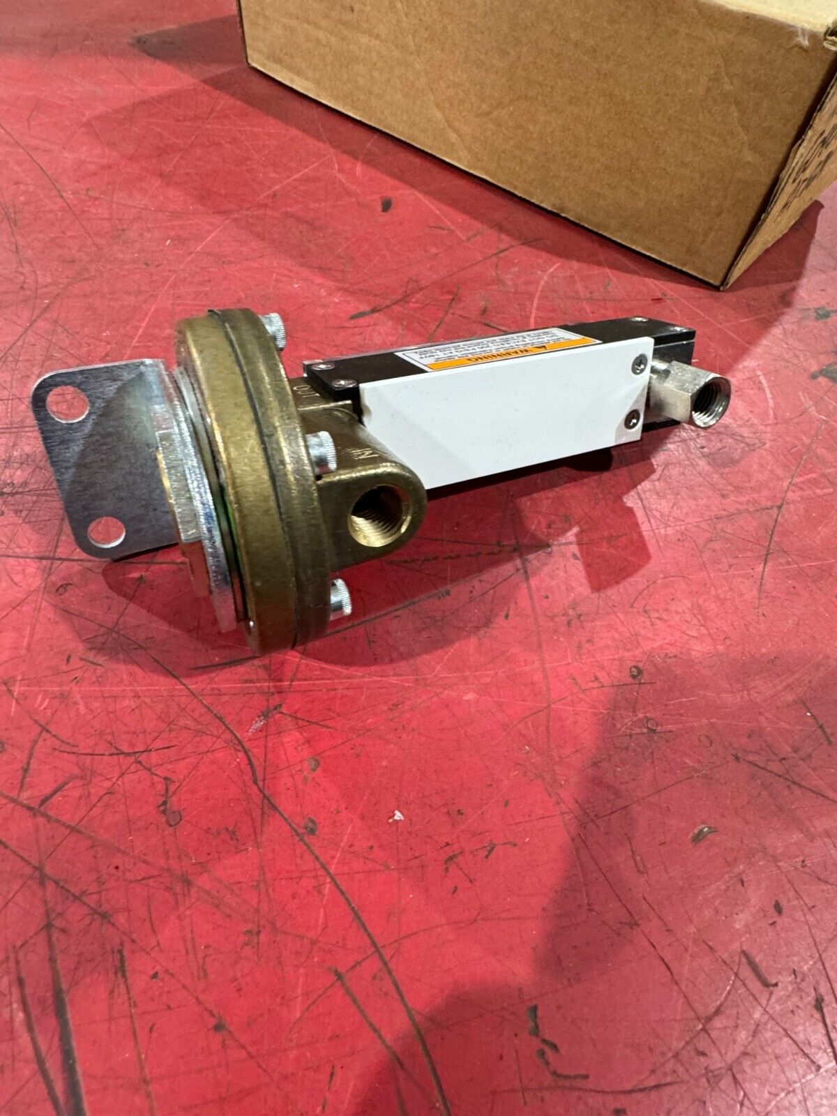 NEW BROOKS INSTRUMENT SHO-RATE, 2.0 SCFH AIR FLOWMETER 1350ELC9AGV1A