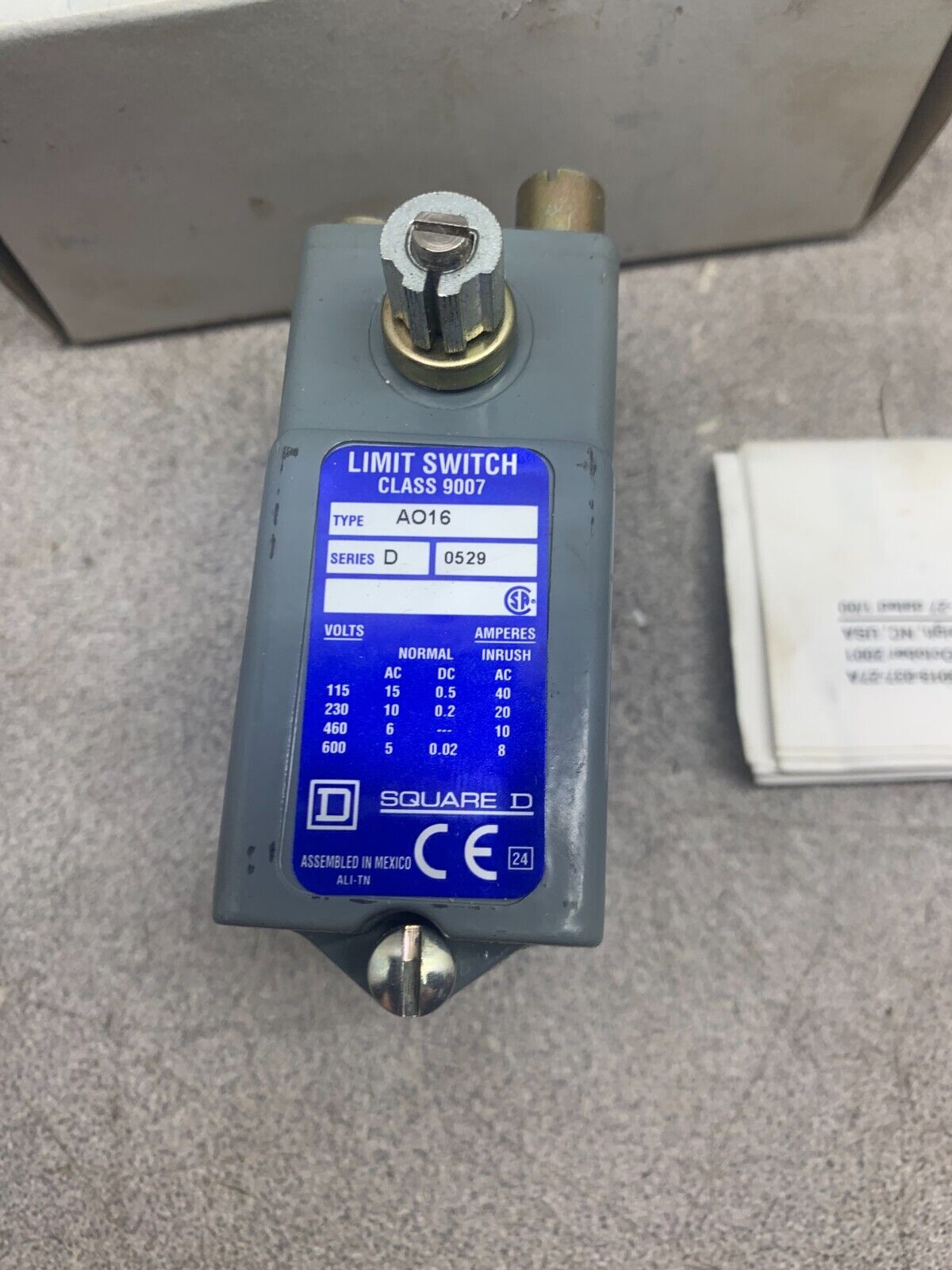 NEW IN BOX SQUARE D OPEN POSITION SWITCH LEVER ARM TYPE 9007 AO16 SERIES D