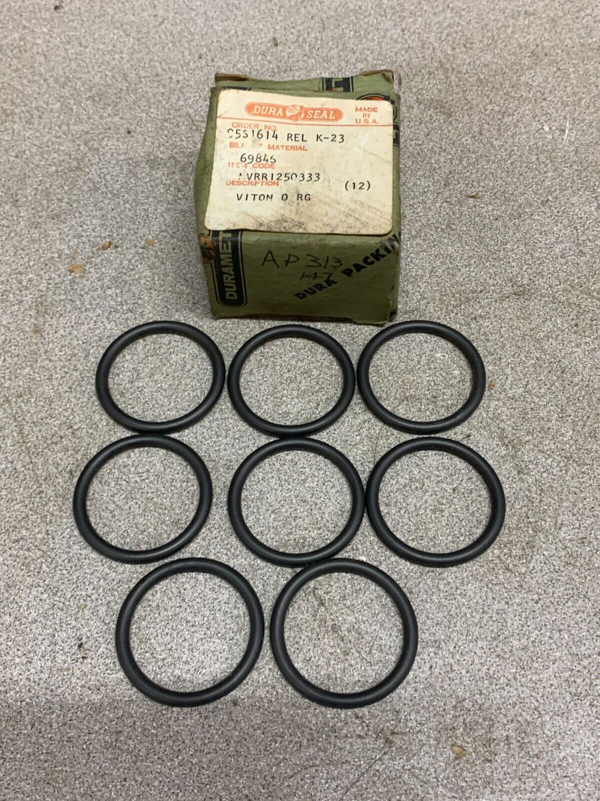 NEW BOX OF 8 DURA SEAL VITON O-RINGS MVRR1250333