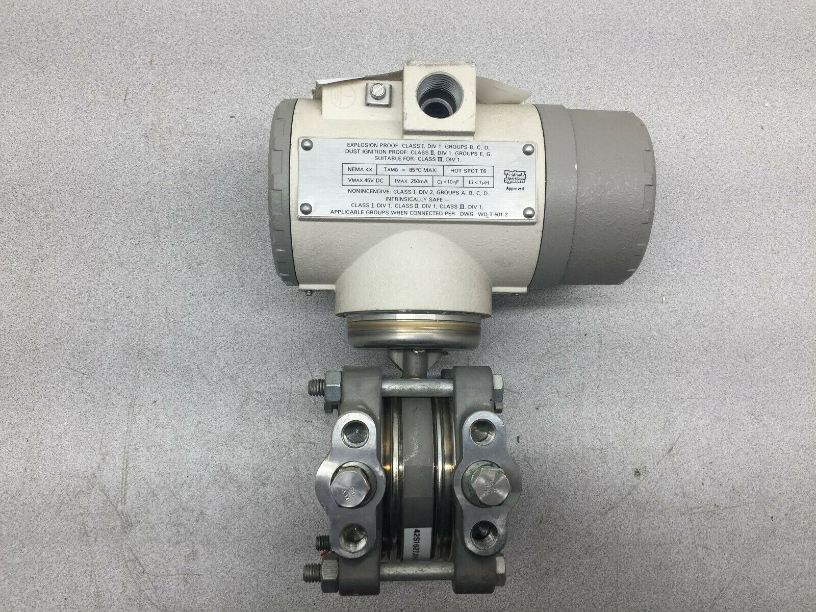 NEW NO BOX ABB KENT TAYLOR 1000 PSIG 0.8-5 IN H2O PRESSURE TRANSMITTER 42S1627J0