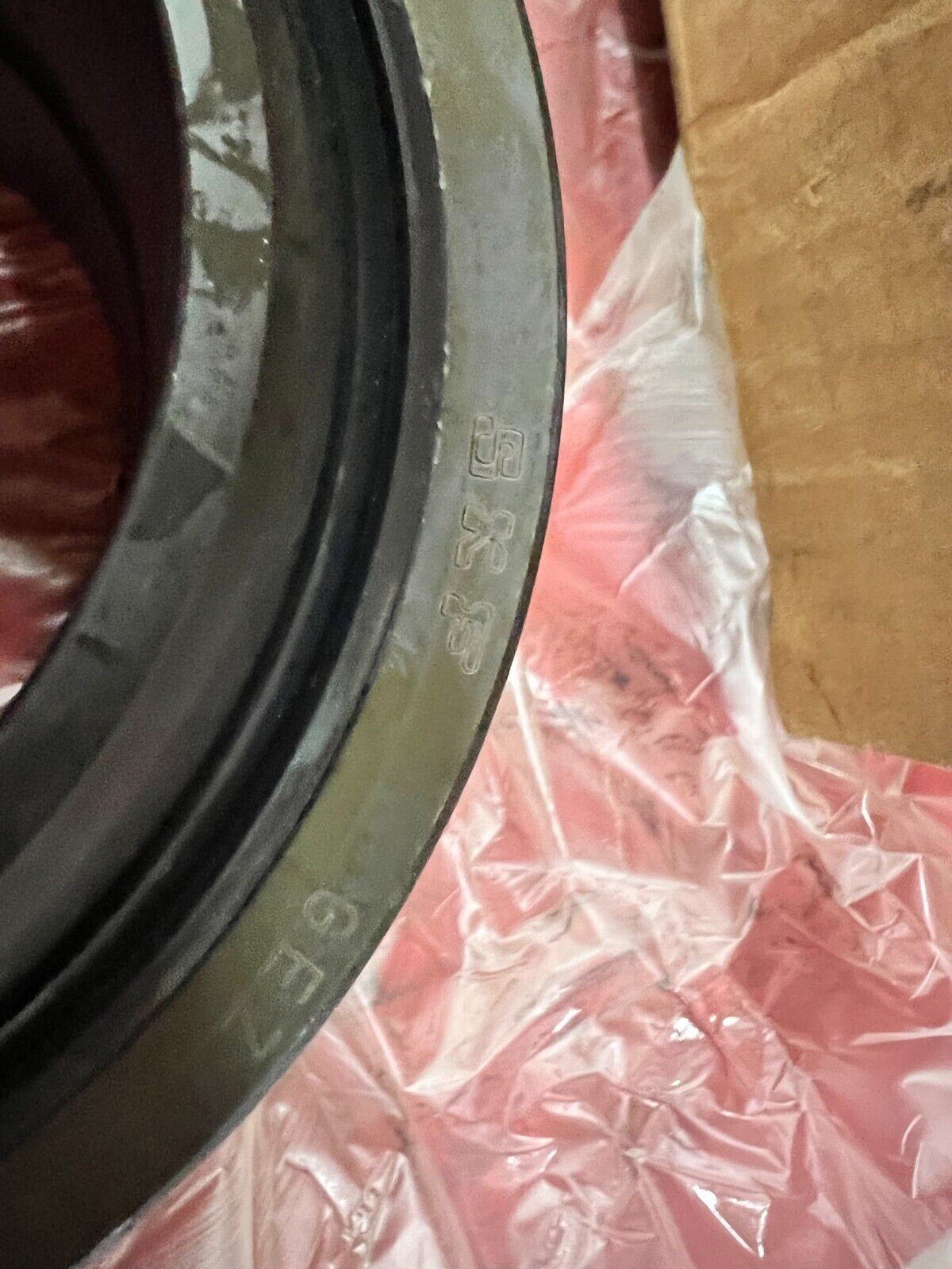 NEW IN BOX SKF PLAIN BEARING GEZ 212 ES-2RS