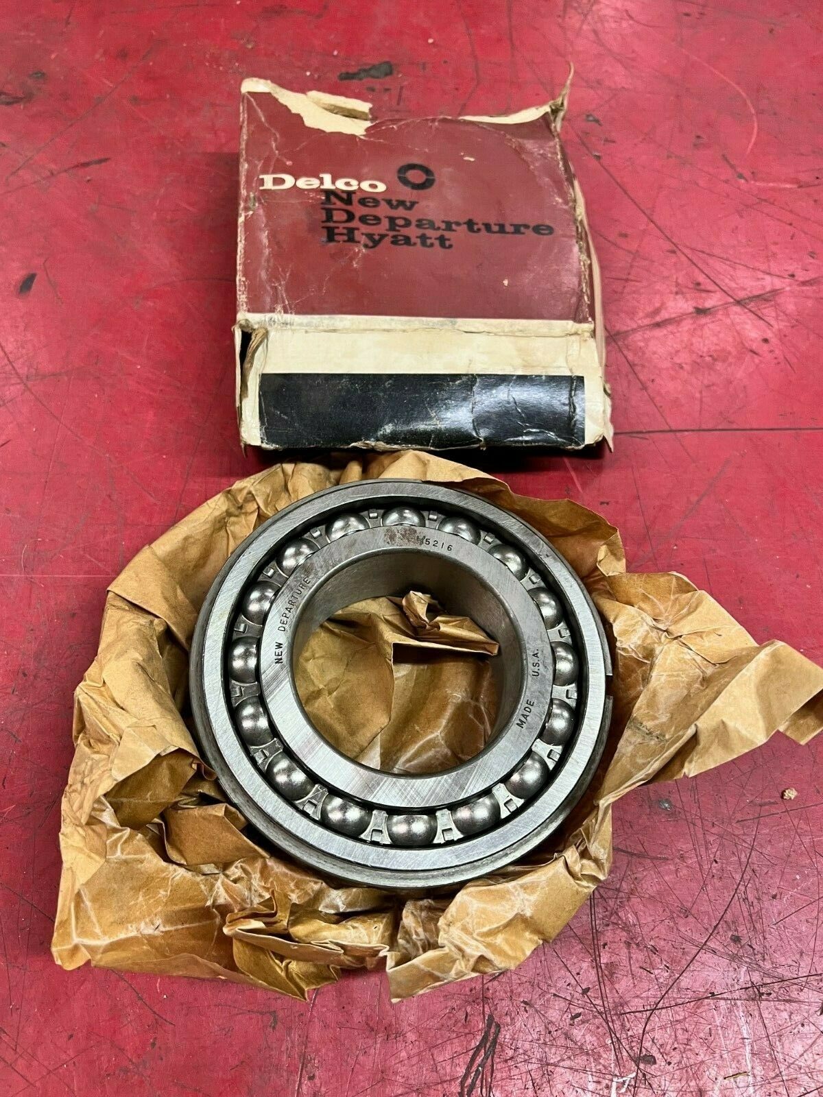 NEW IN BOX NDH/NEW DEPARTURE ROLLER BEARING 45216