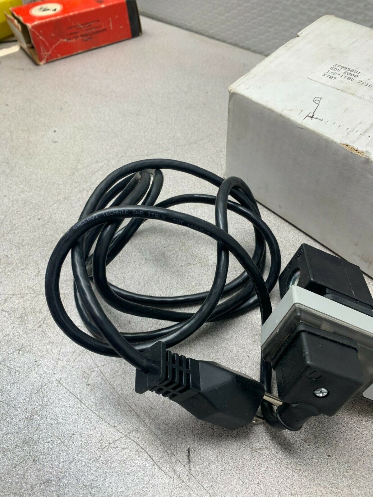 NEW IN BOX WOODWARD COMPRESSOR ELECTRIC SOLENOID DRAIN ET20M-1/2