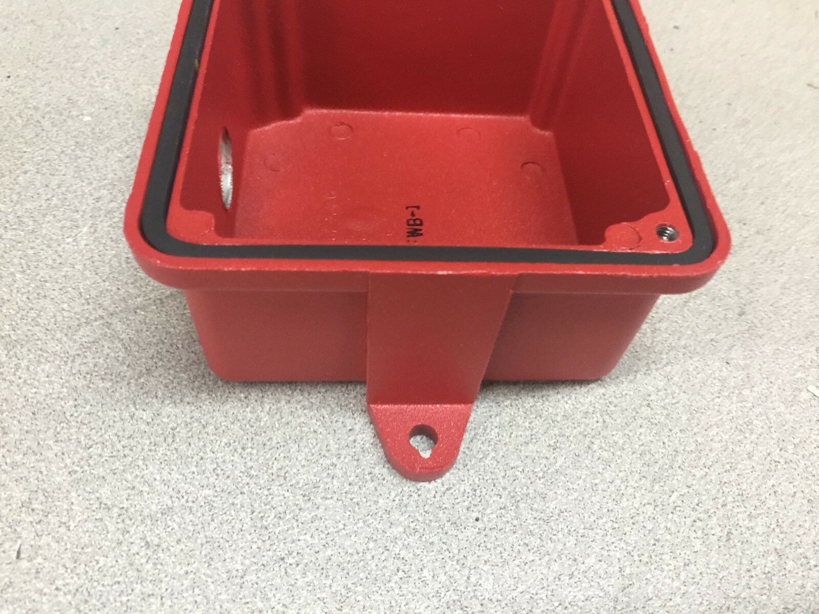 NEW IN BOX SIEMENS WEATHER PROOF BOX FWB-1 500-694494