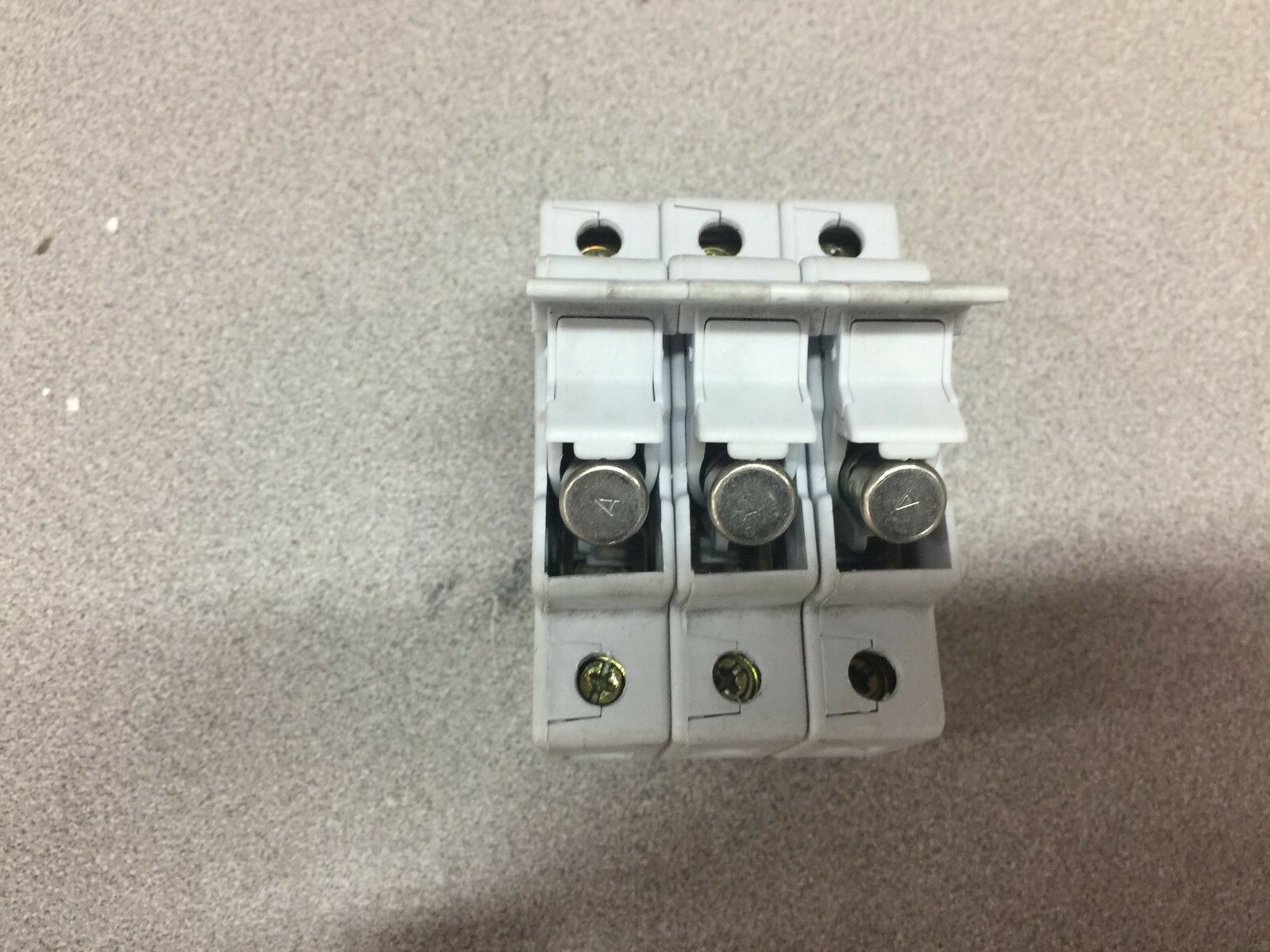 NEW NO BOX GOULD ULTRASAFE FUSABLE DISCONNECT 600V 30 AMP USM3