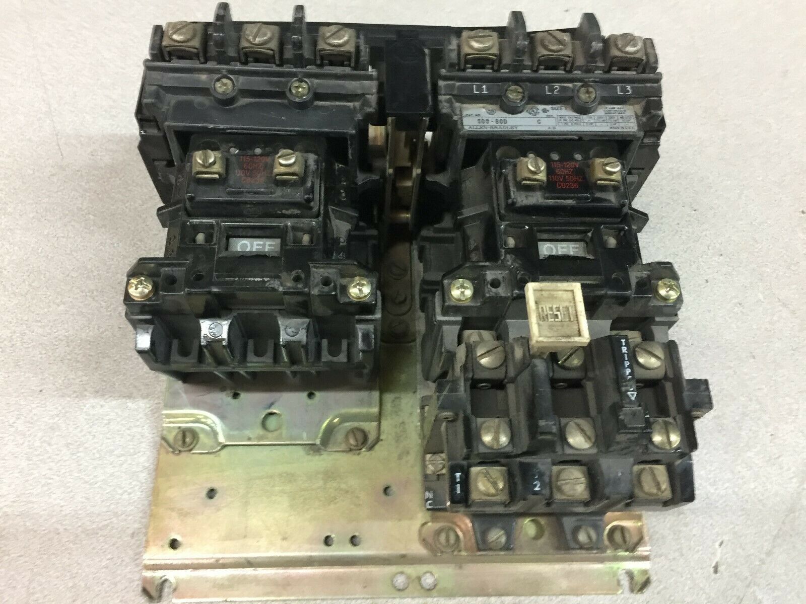 USED ALLEN BRADLEY SIZE 1 120 VAC COIL 3 POLE 27 AMP REVERSING STARTER 505-B0D