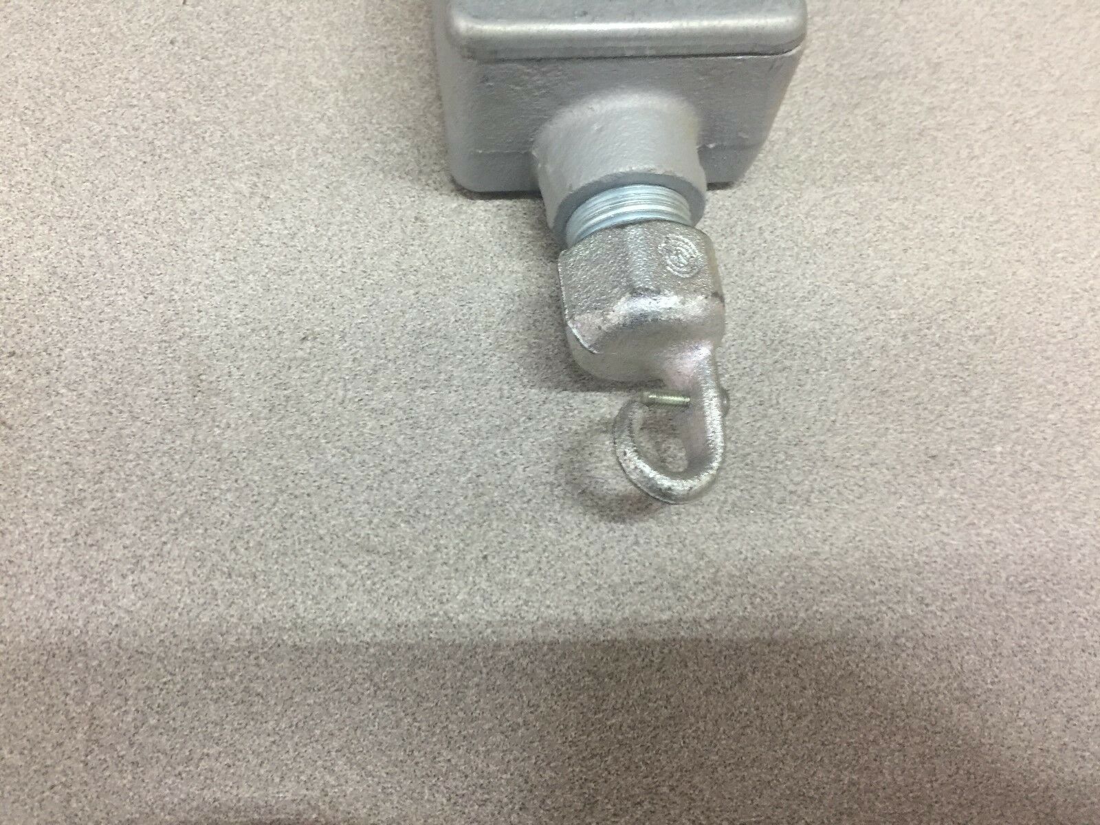 NEW NO BOX APPLETON 3/4 UNILET WITH 20AMP HUBBLE TWIST LOCK RECPT. TYPE FSC