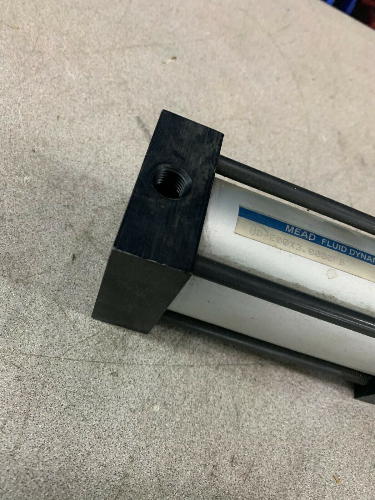 NEW NO BOX MEAD FLUID DYNAMICS CYLINDER HD-200X3.0000FB