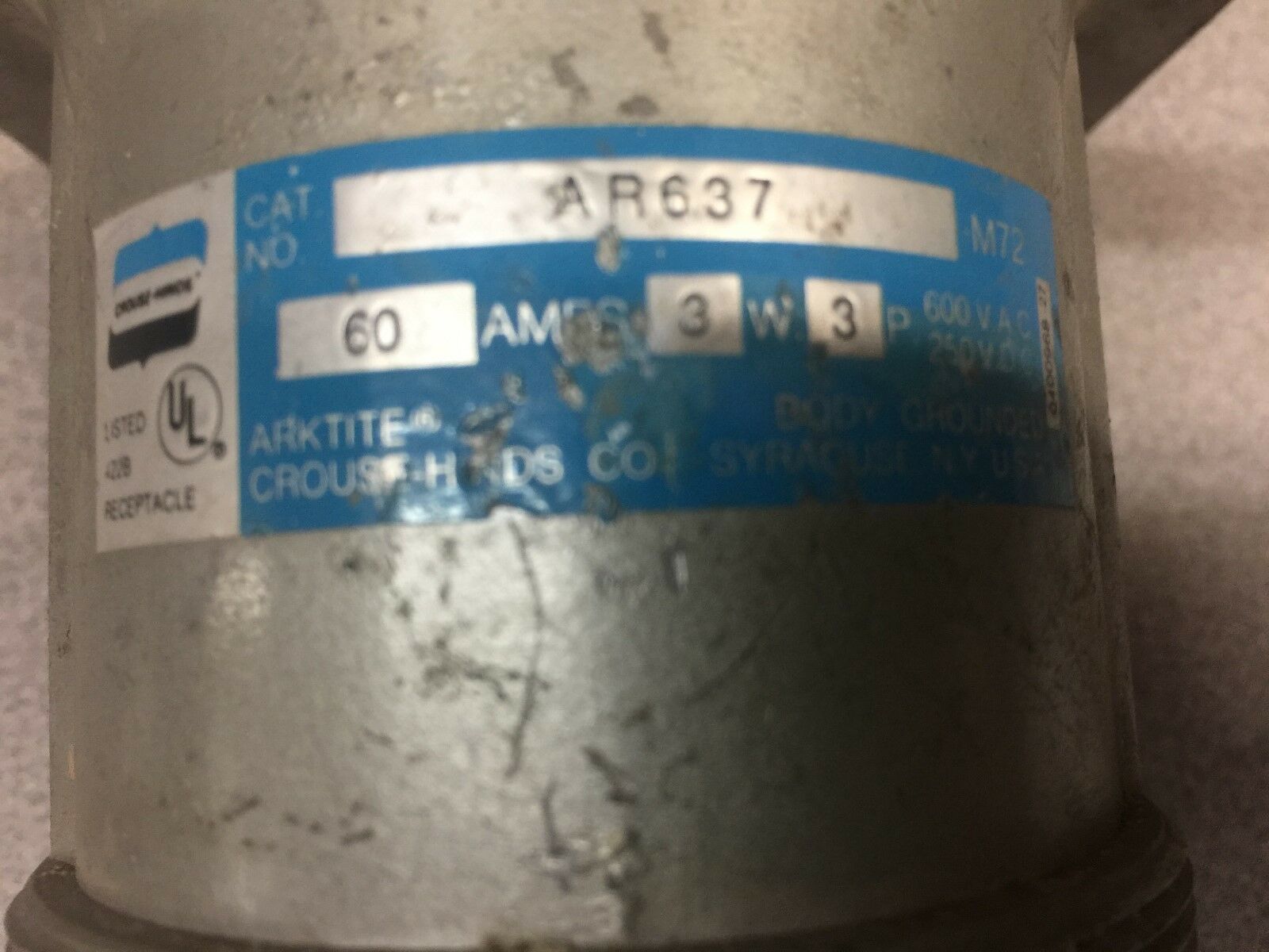 NEW NO BOX CROUSE HINDS ARKTITE 60AMP 3W 3P RECEPTICAL AR637