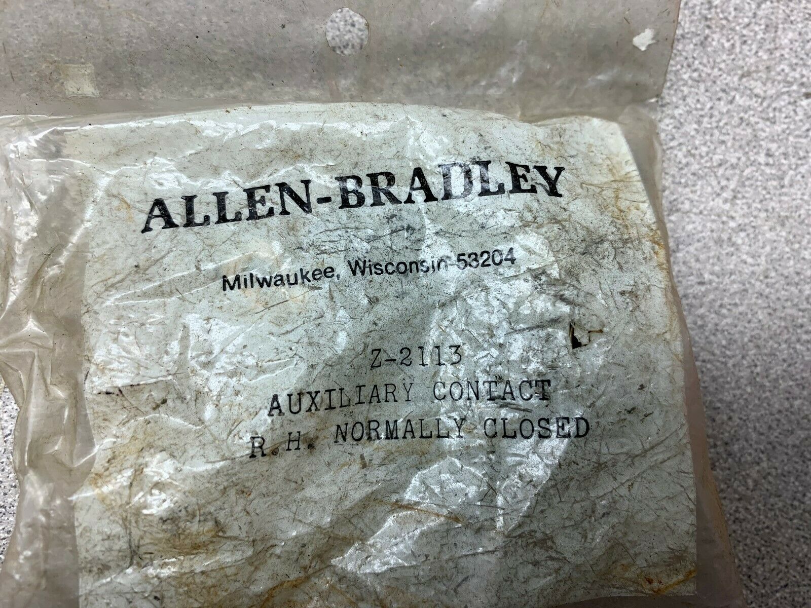 NEW NO BOX ALLEN BRADLEY AUXILIARY CONTACT Z-2113