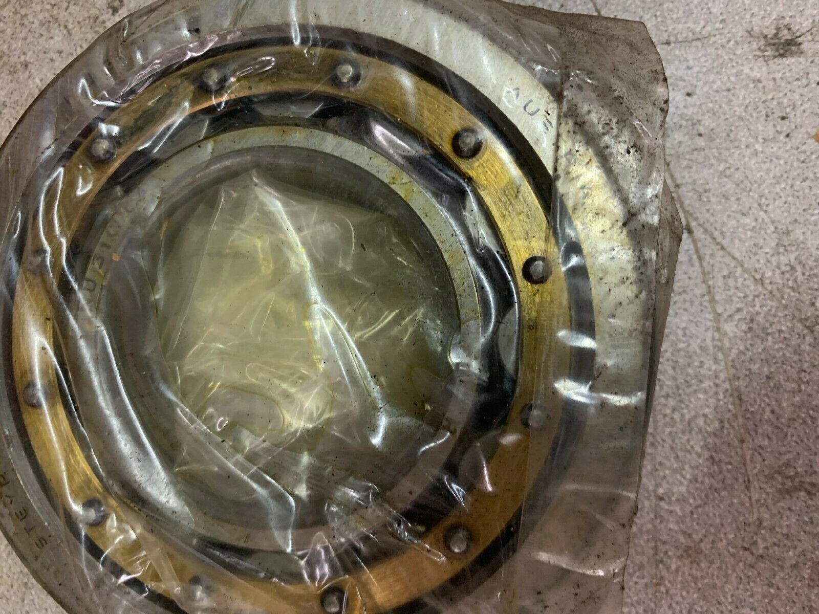 NEW IN BOX CONSOLIDATED ROLLER BEARING NU-310-M