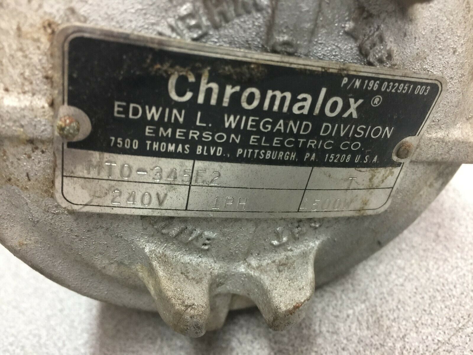 NEW NO BOX CHROMALOX 240 VAC 1 PH 4500 WATT HAZARDOUS LOCATION EMERSION HEATER