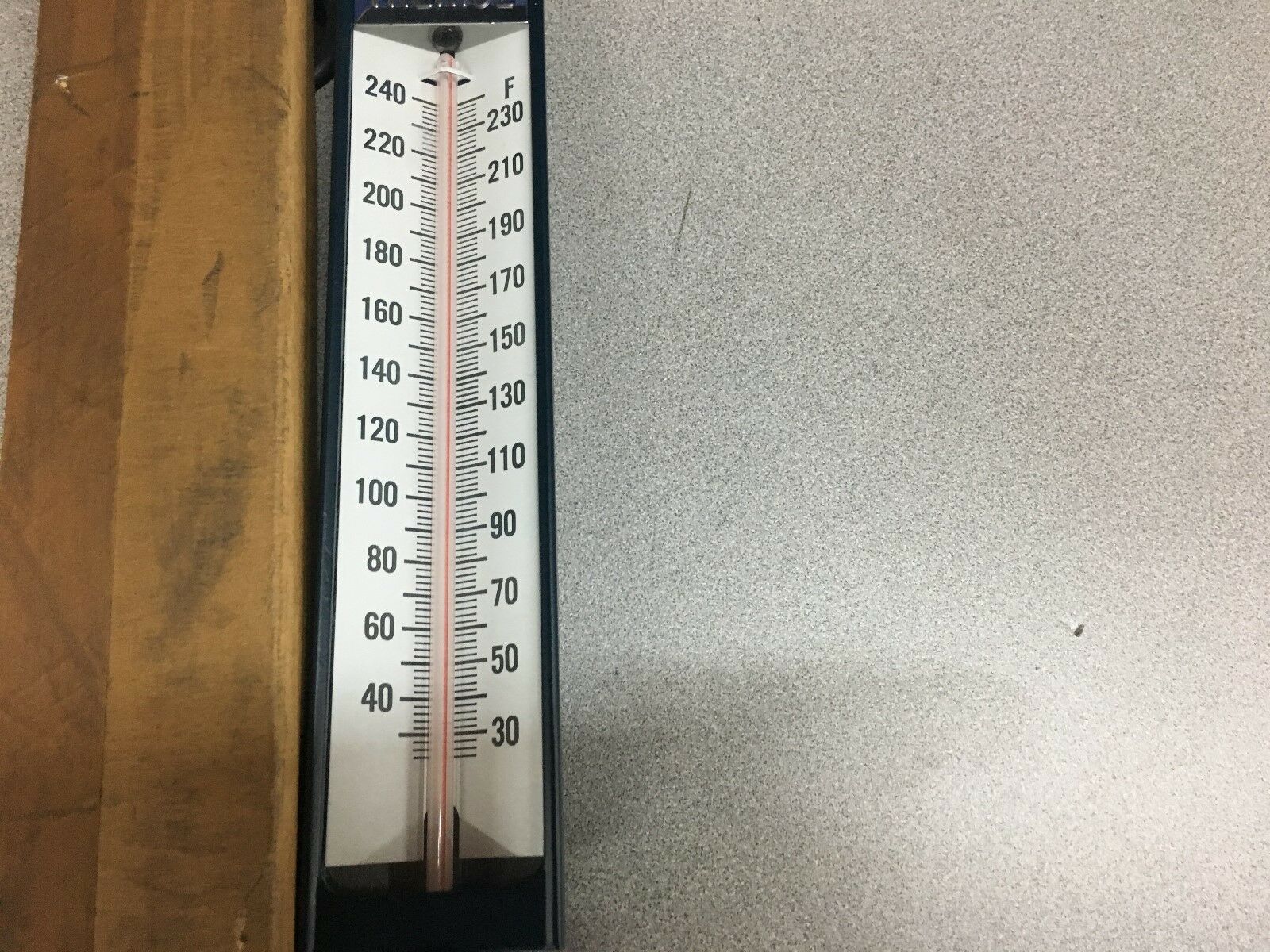 NEW IN BOX TREFICE THERMOMETER BX91406