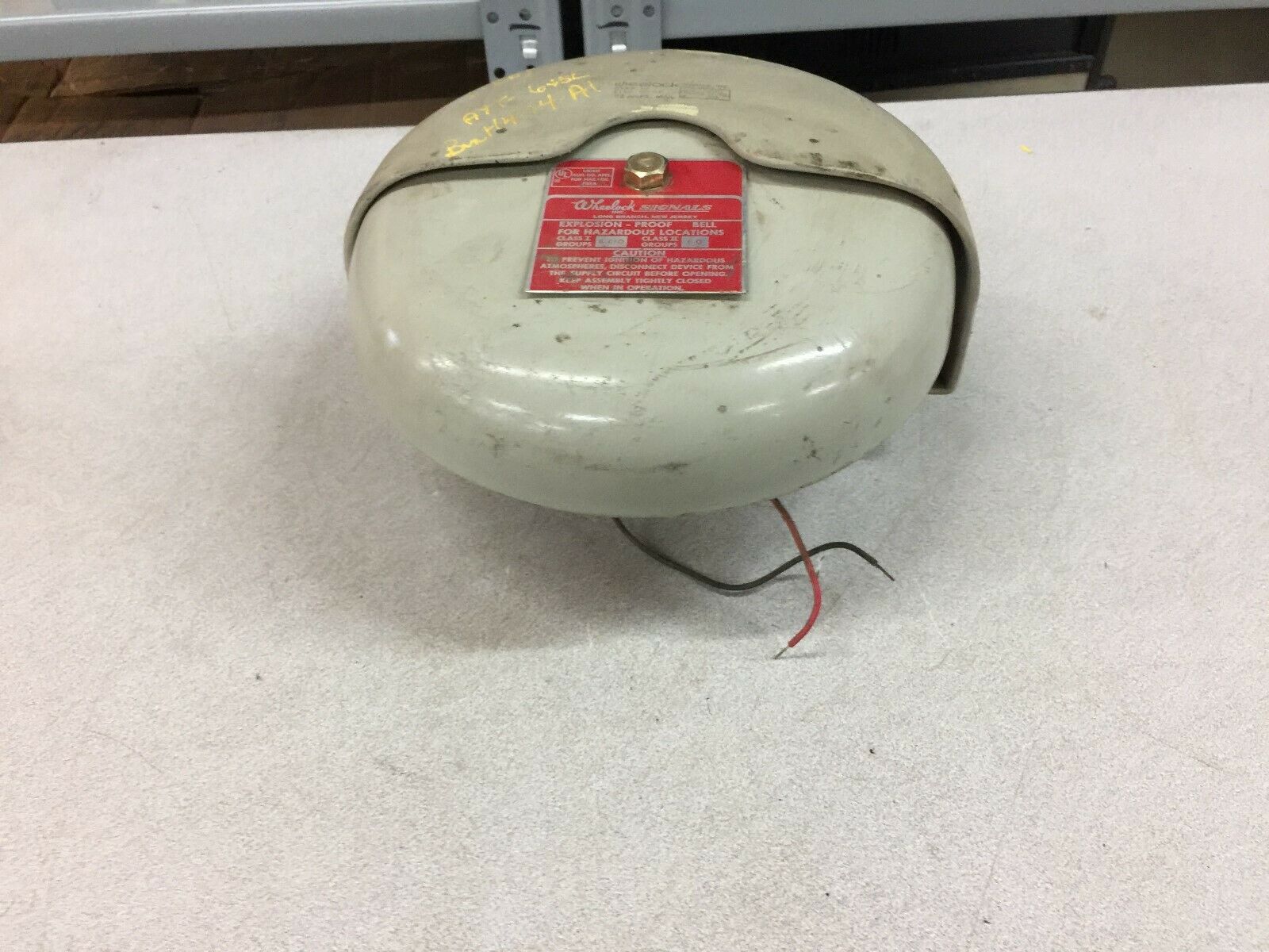 NEW NO BOX WHEELOCK 115 VAC EXPOLSINON PROOF VIBRATING BELL CVX10-115-S