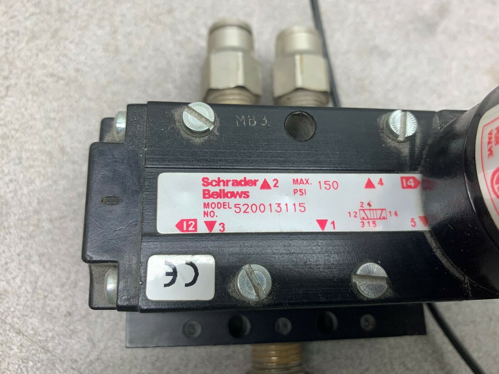 NEW NO BOX SCHRADER AND BELLOWS VALVE 52001315