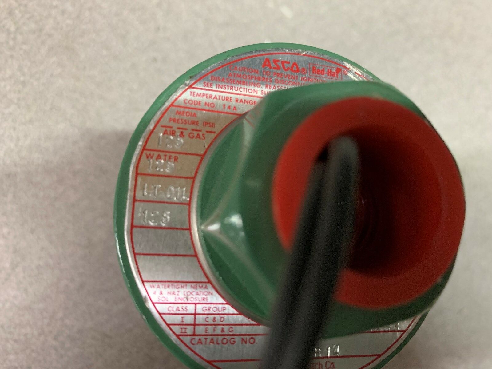 NEW NO BOX ASCO VALVE 8320B14