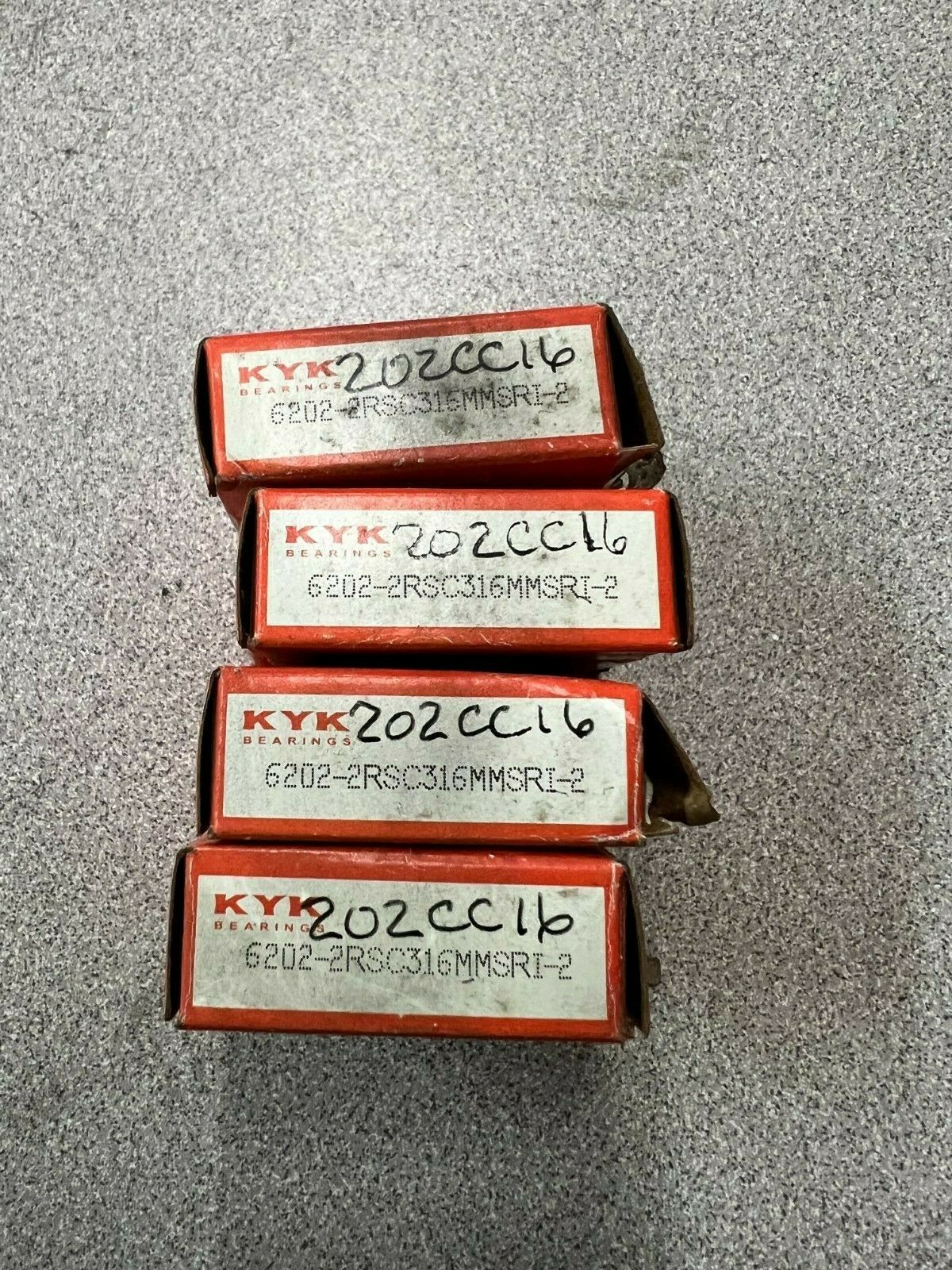 LOT OF 4 NEW IN BOX KYK 6202-2RSC316MSRI-2 6202-2RSC3 BALL BEARING 6202-2RS