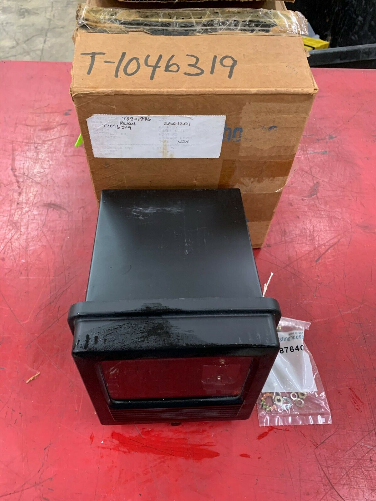 NEW IN BOX WESTINGHOUSE TYPE CV-22 UNDER VOLTAGE RELAY 290B568A21A