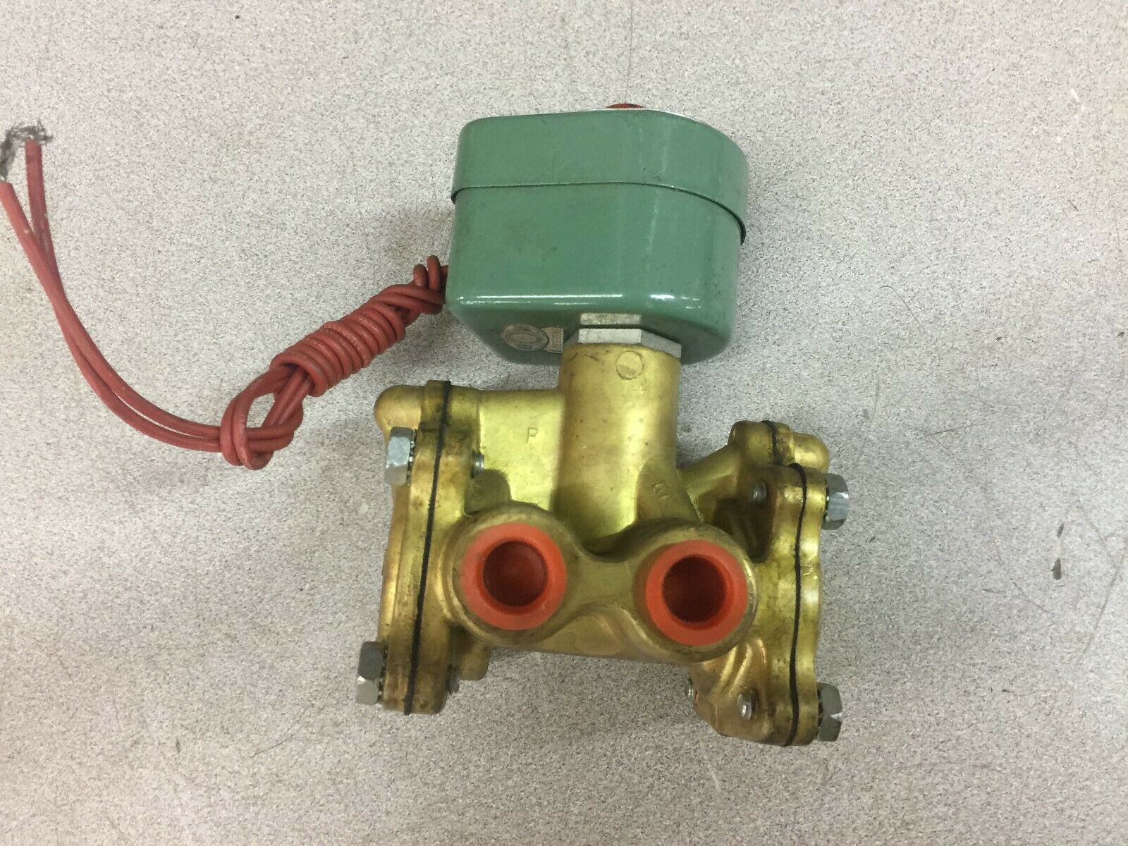 NEW NO BOX ASCO 3/8 NPT 64-78 VDC 10-250 PSI SOLENOID VALVE GSFT 8316C16