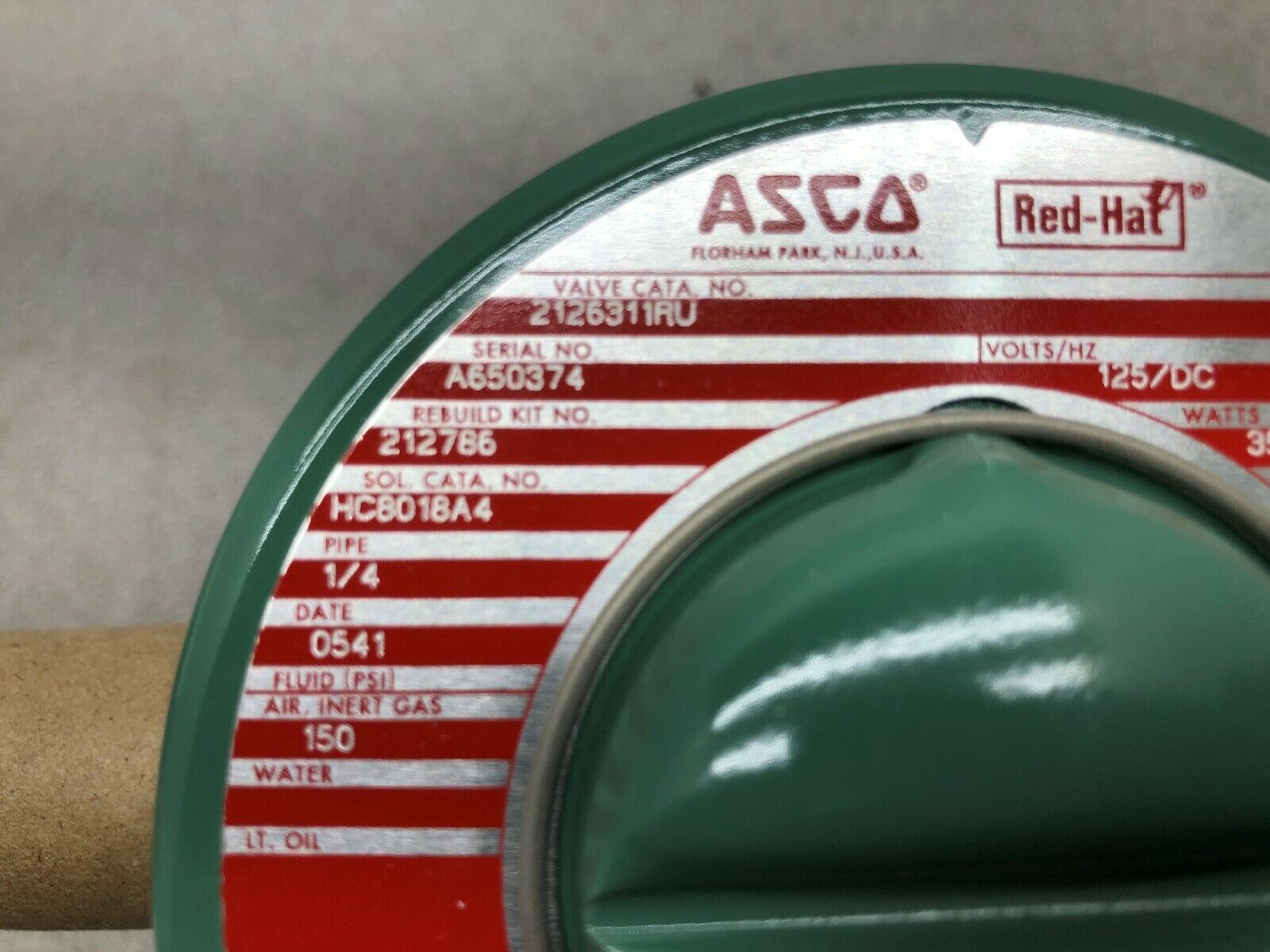 NEW NO BOX ASCO 1/4 NPT 125 VDC COIL 150 PSI SOLENOID VALVE 2126311RU