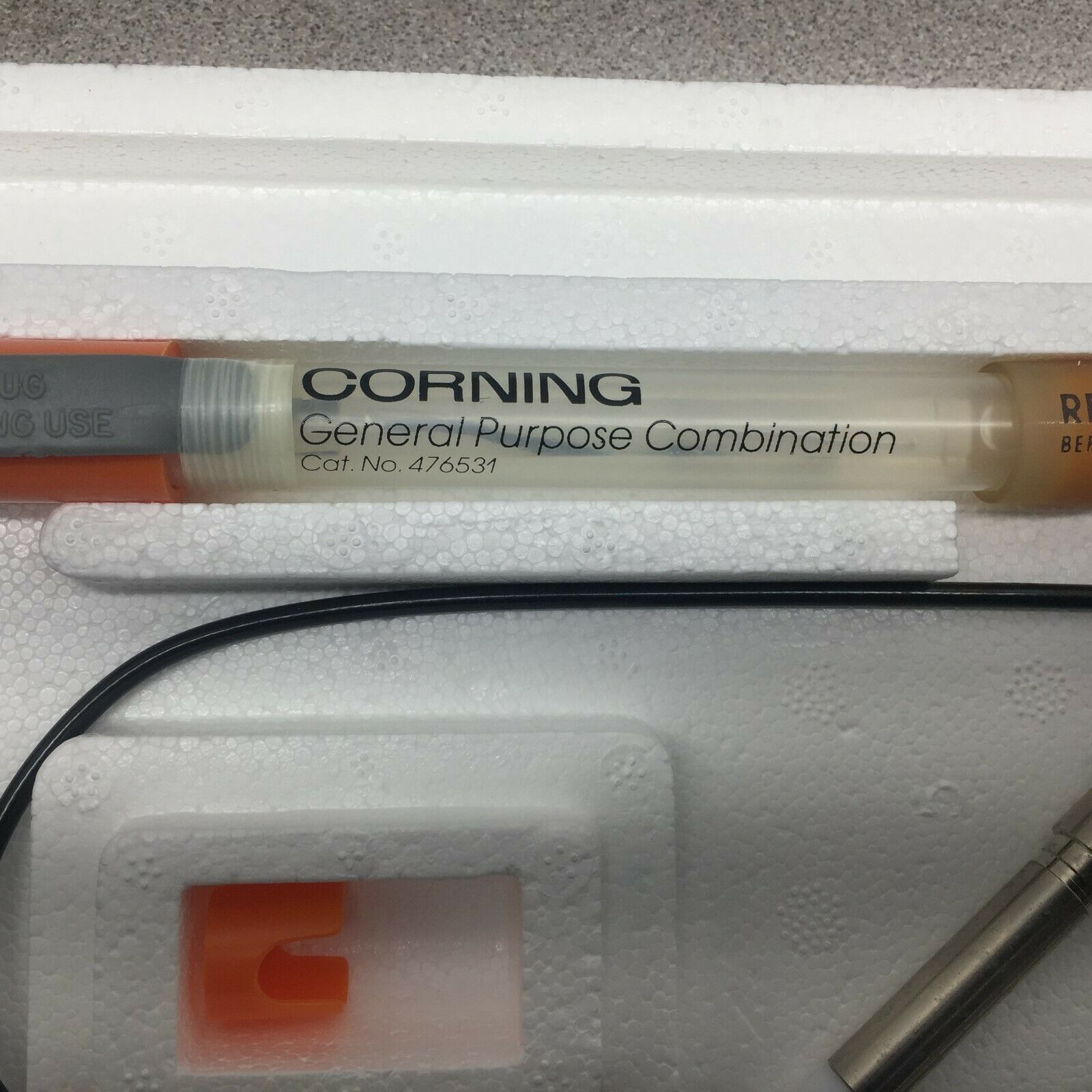 NEW IN BOX CORNING GENERAL PURPOSE COMBINATION ELECTRODE 476531