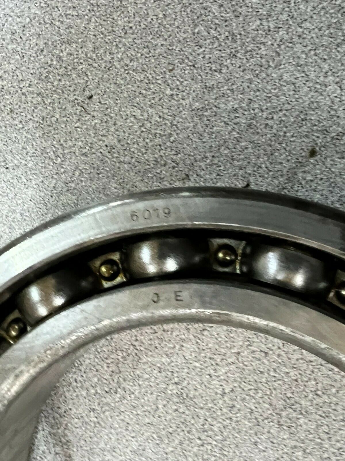 NEW IN BOX SNR ROLLER BEARING 6019