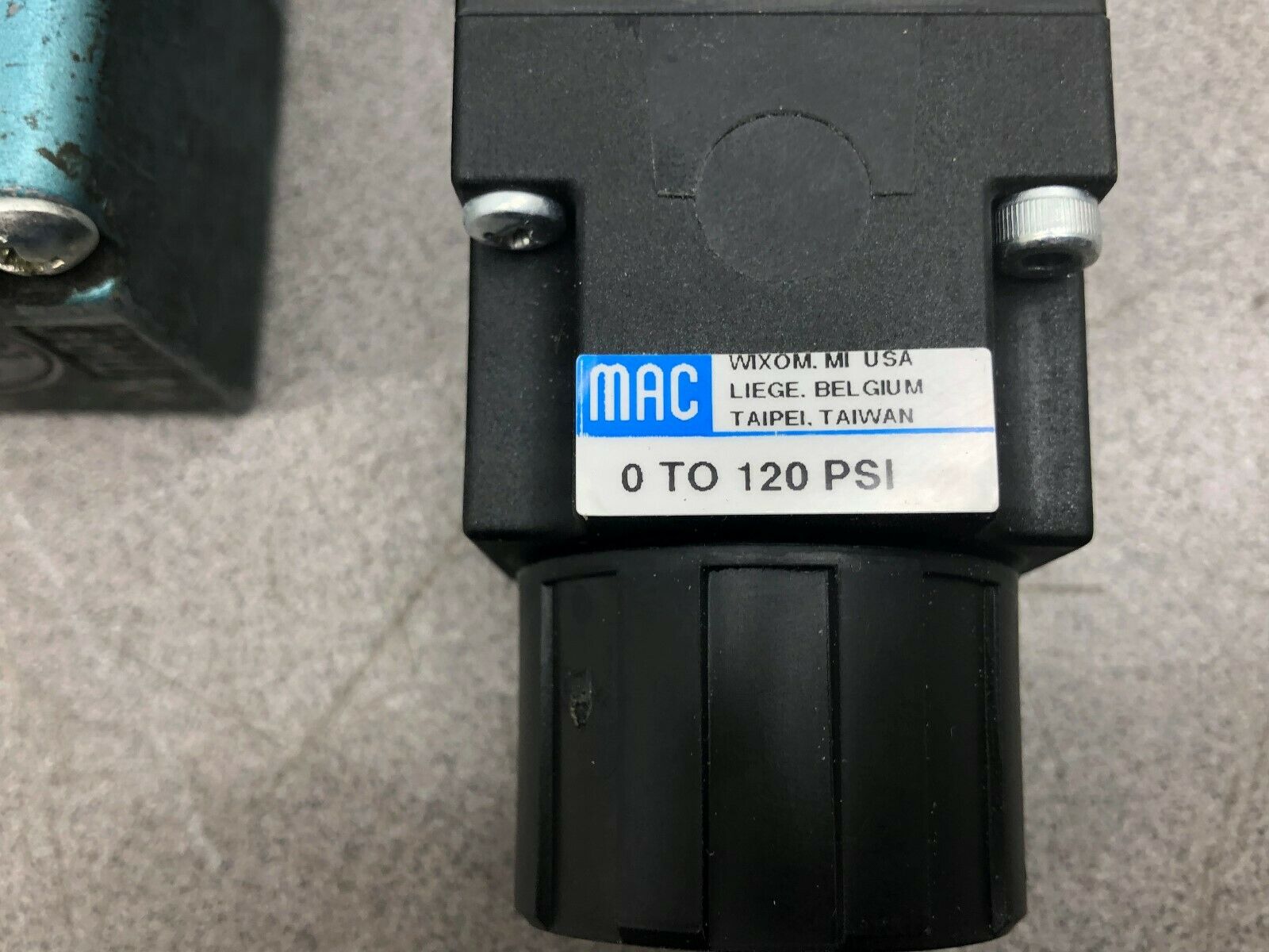 USED MAC 0-120 PSI SOLENOID CONTROL VALVE WITH PRESSURE REGULATOR 262B-112JC