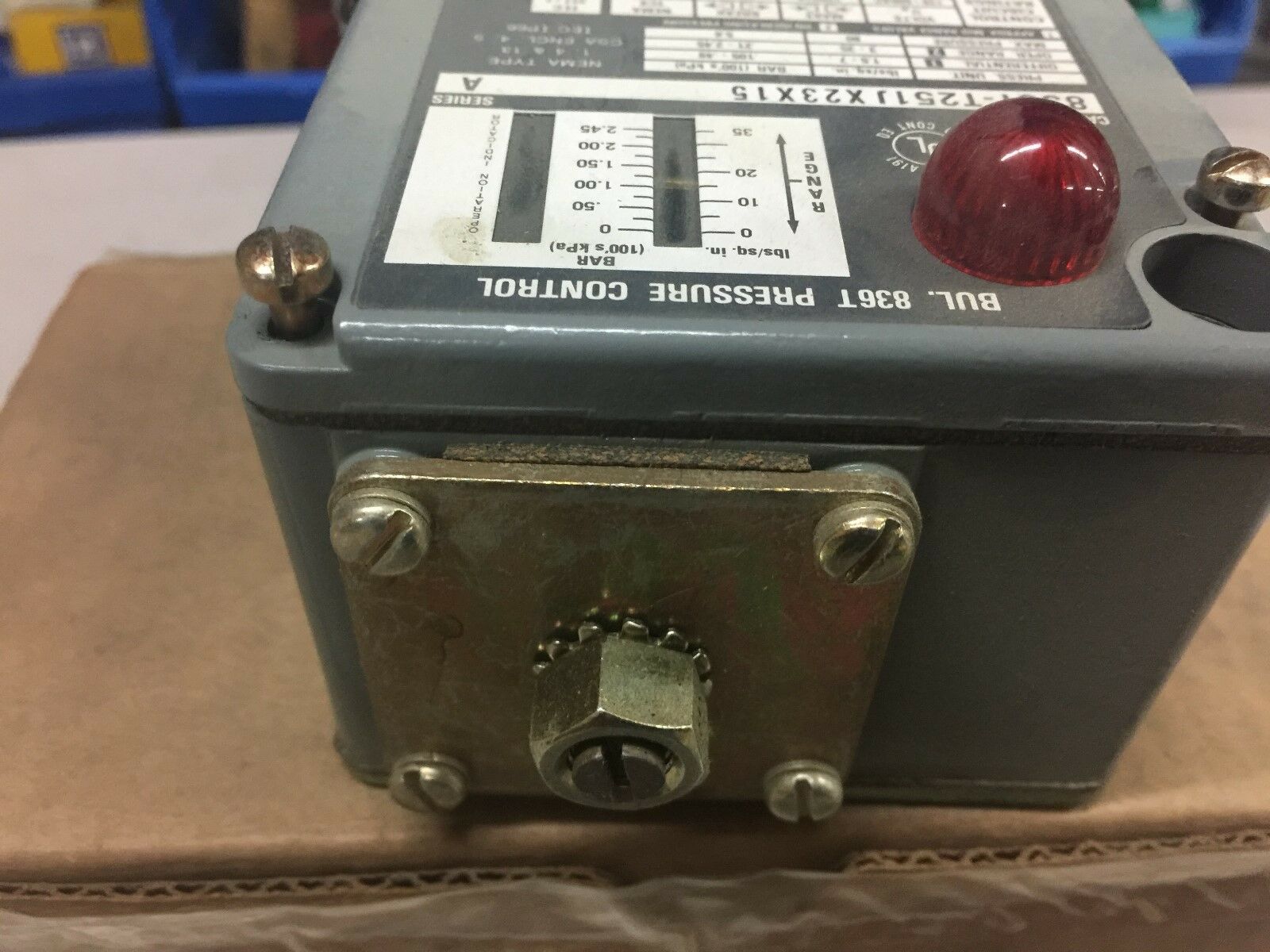 NEW IN BOX ALLEN BRADLEY PRESSURE CONTROL SWITCH 836T-T251JX23X15