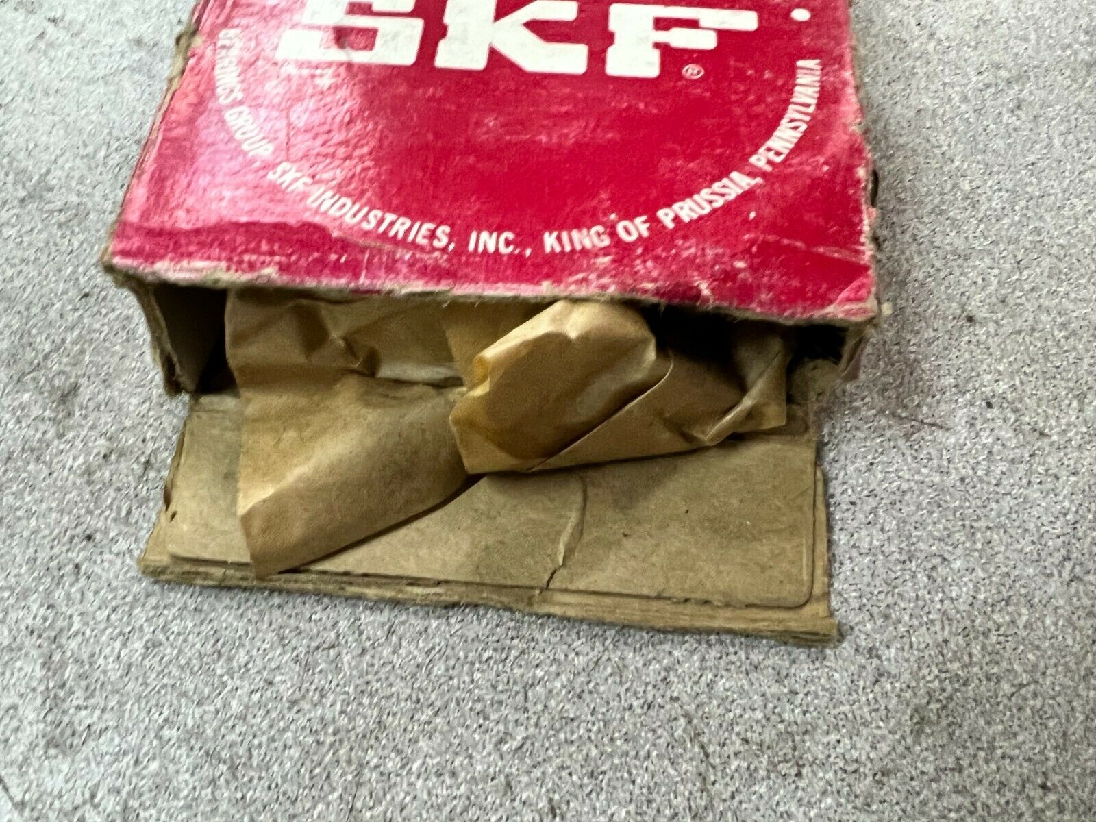 NEW IN BOX SKF CONTACT BALL BEARING 7308BYG