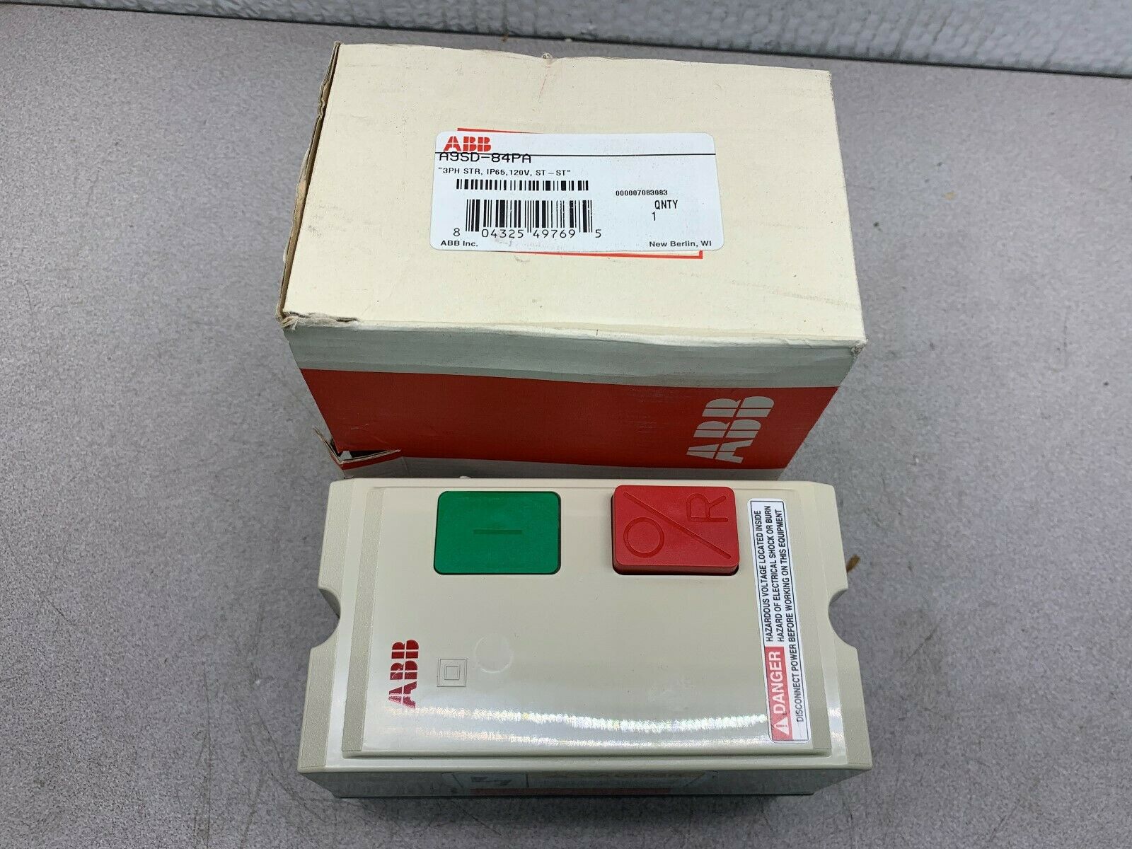 NEW IN BOX ABB "3PH STR,IP65,120V,ST-ST" A9SD-84PA