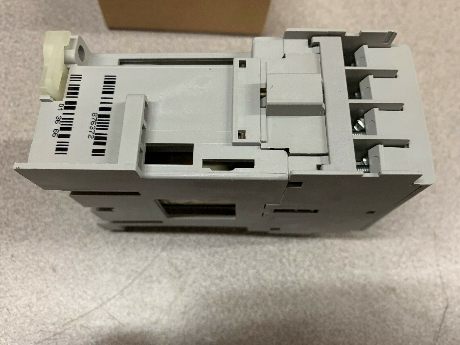 NEW IN BOX ALLEN BRADLEY RELAY 700-CFM400ZJ SERIES A