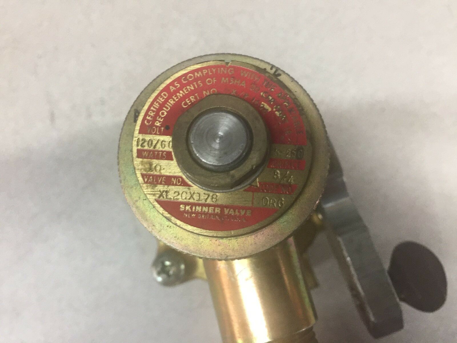 NEW NO BOX SKINNER 3/4"NPT 5-250PSI 120VAC SOLENOID VALVE XL2CX178