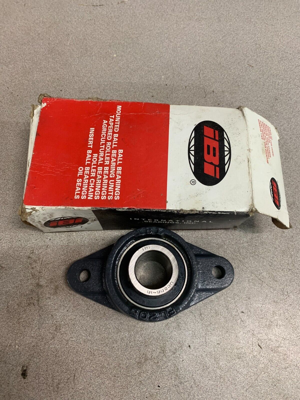 NEW IN BOX IBI 2-BOLT FLANGE BEARING UCFL206-18