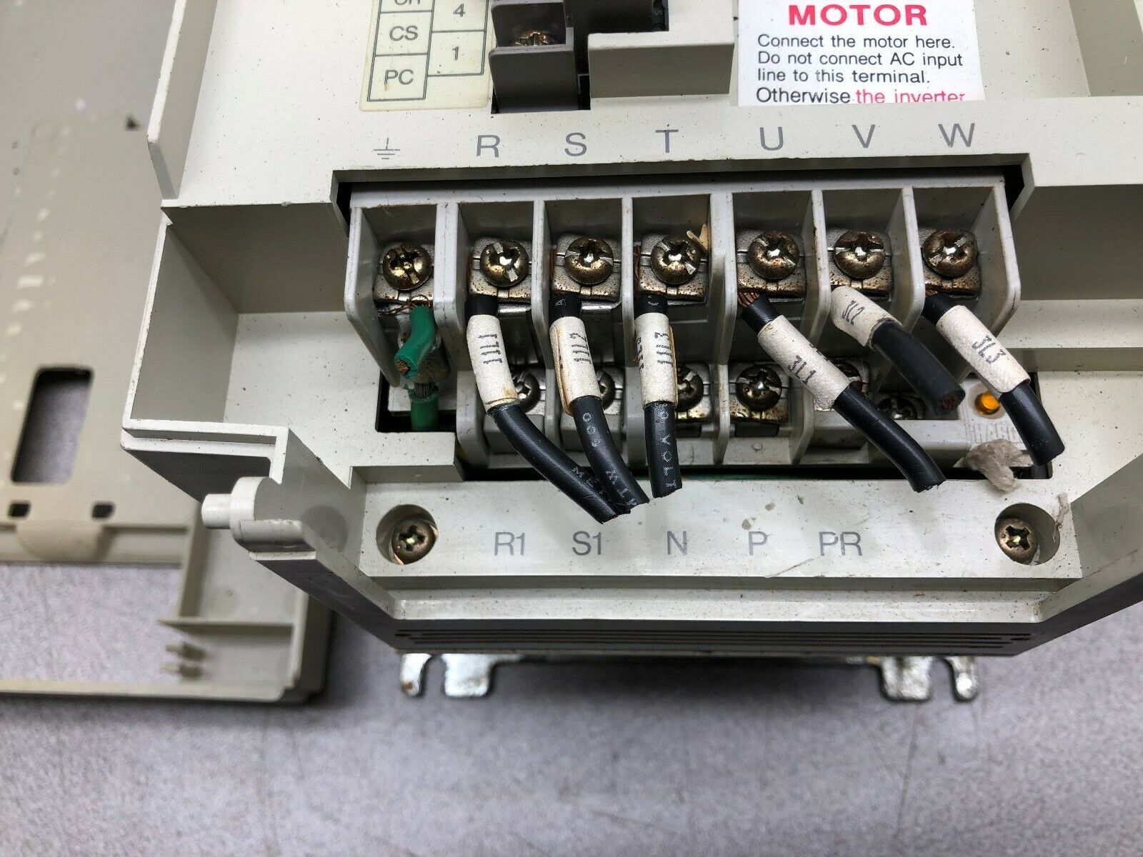 USED MITSUBISHI FREQROL-A200 3 HP 380-460 VAC 3 PH DRIVE FR-A240E-2.2K-UL