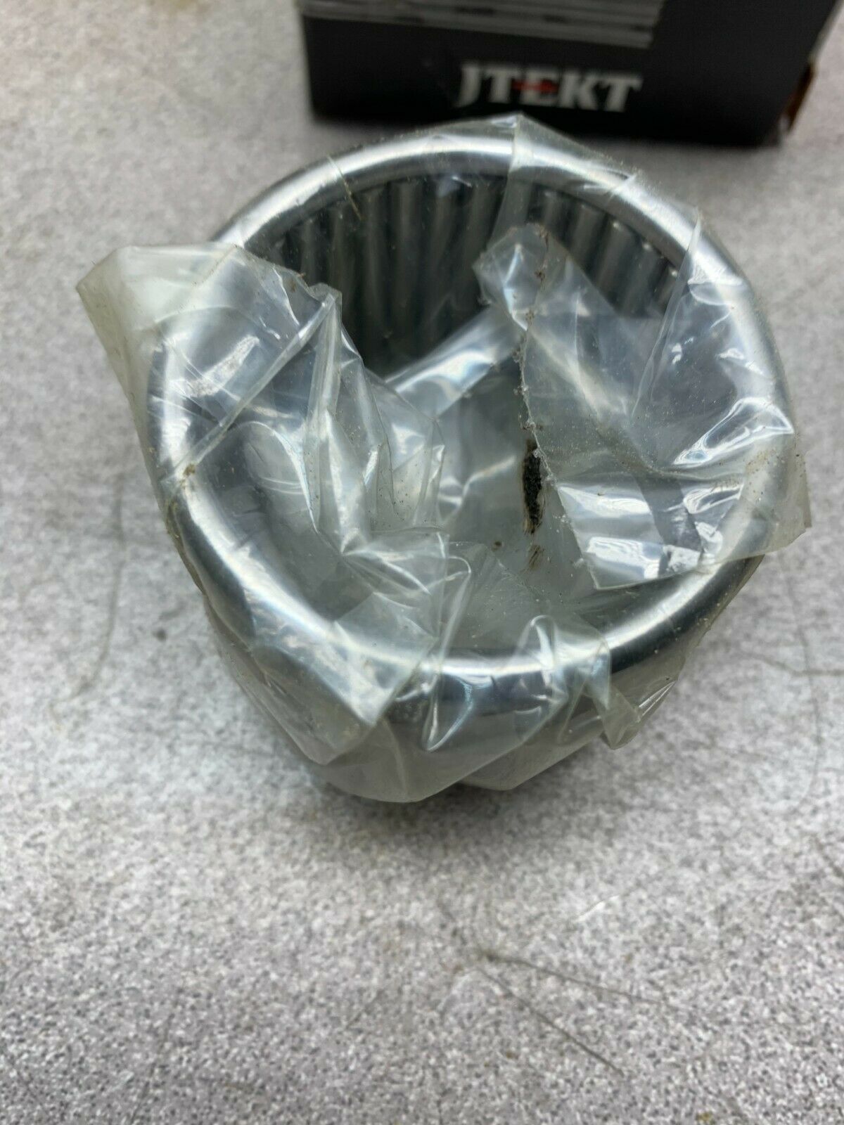 NEW IN BOX KOYO BEARING IR-2424-OH