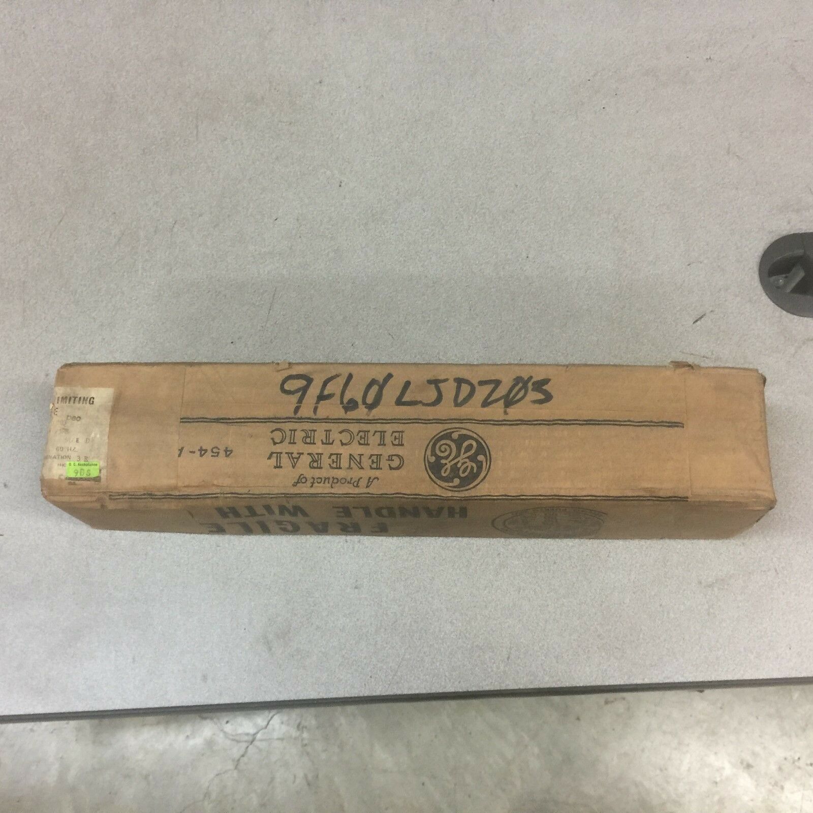 NEW IN BOX GE 4800V TYPE EJ-2 SIZE D FUSE 9F60LJD203