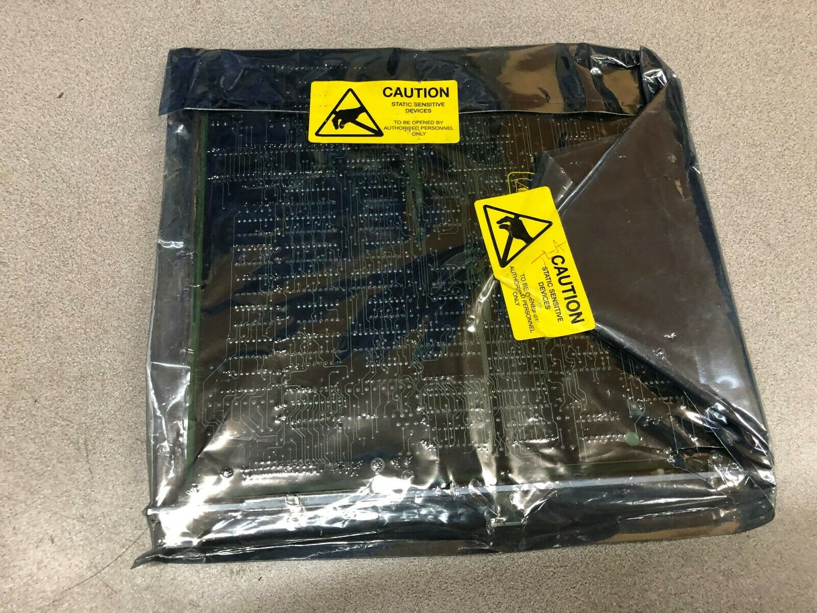 NEW NO BOX FISHER ROSEMOUNT DISCRETE I/O CARD 41B5215X13R
