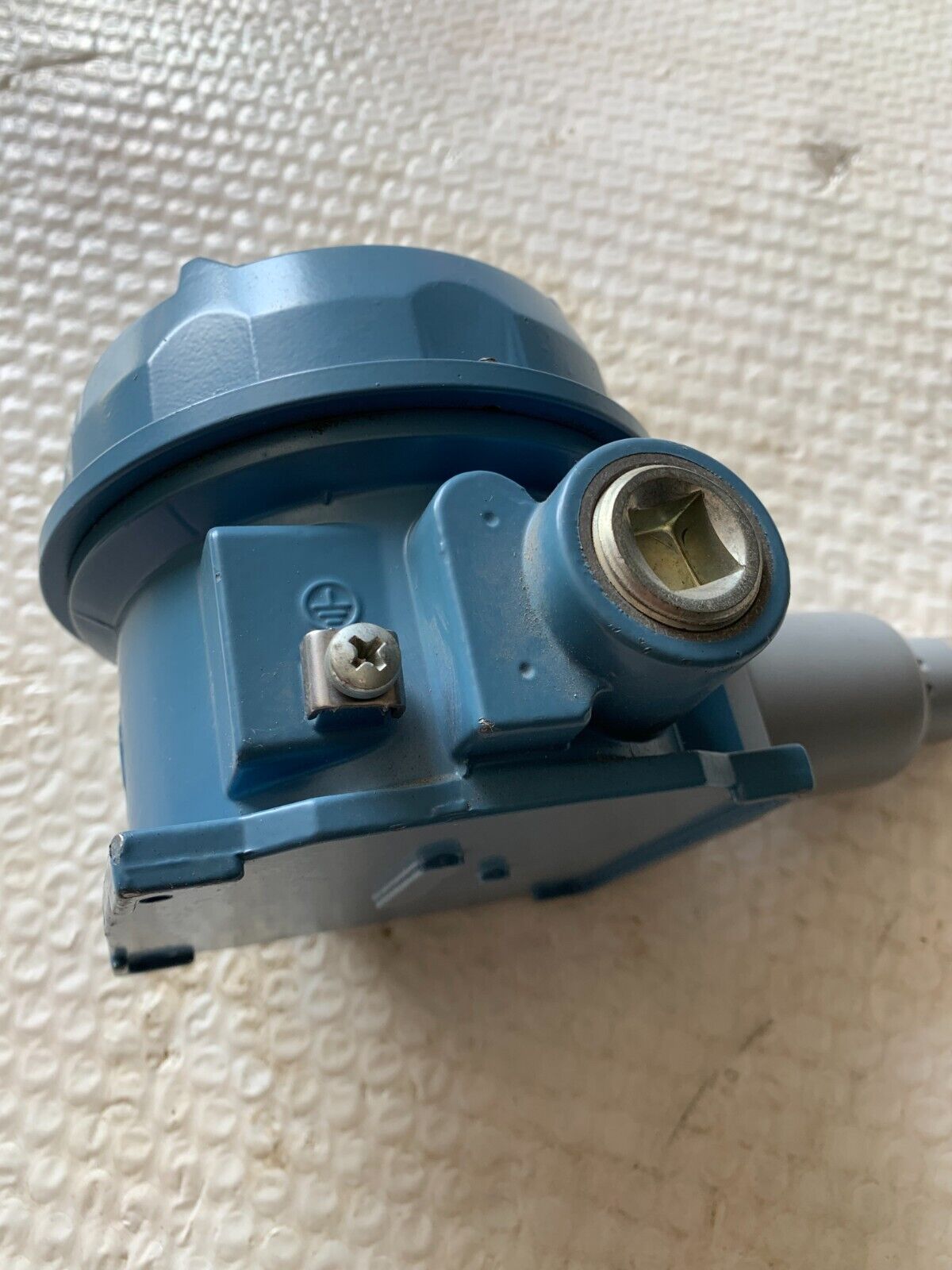 NEW NO BOX UNITED CONTROLS PRESSURE SWITCH J120-358