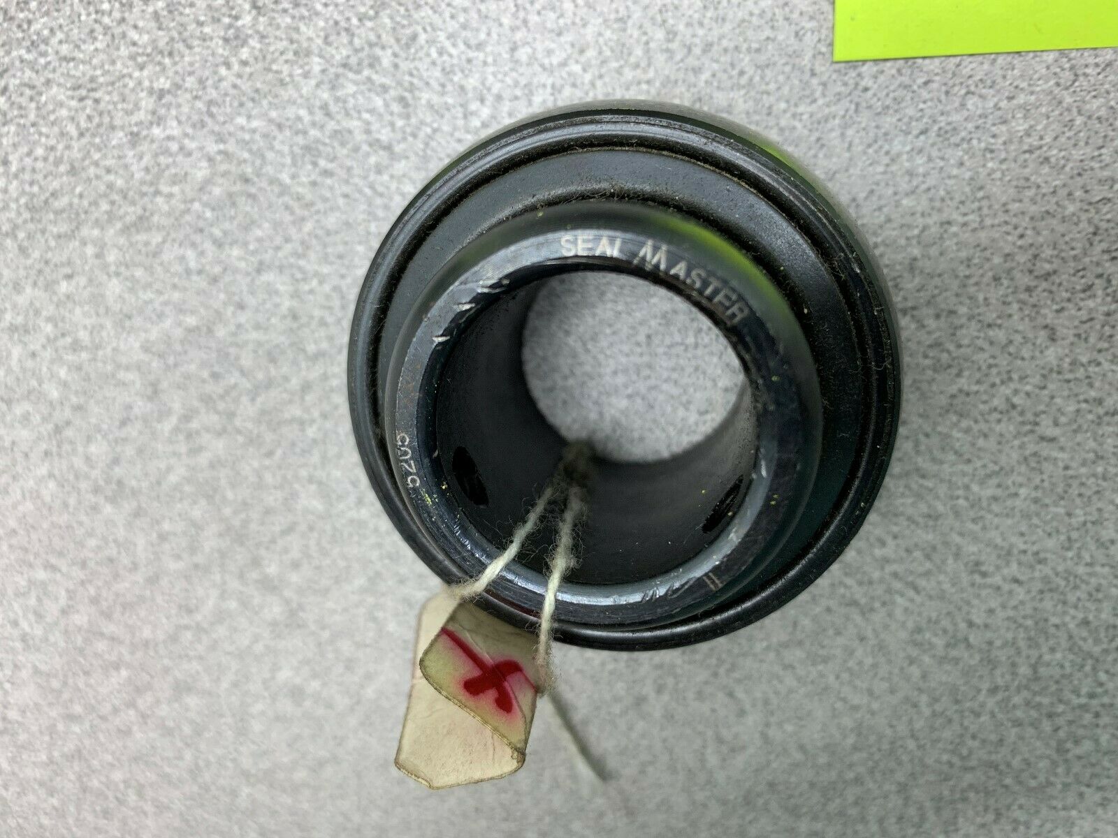 NEW NO BOX SEALMASTER BEARING 5205