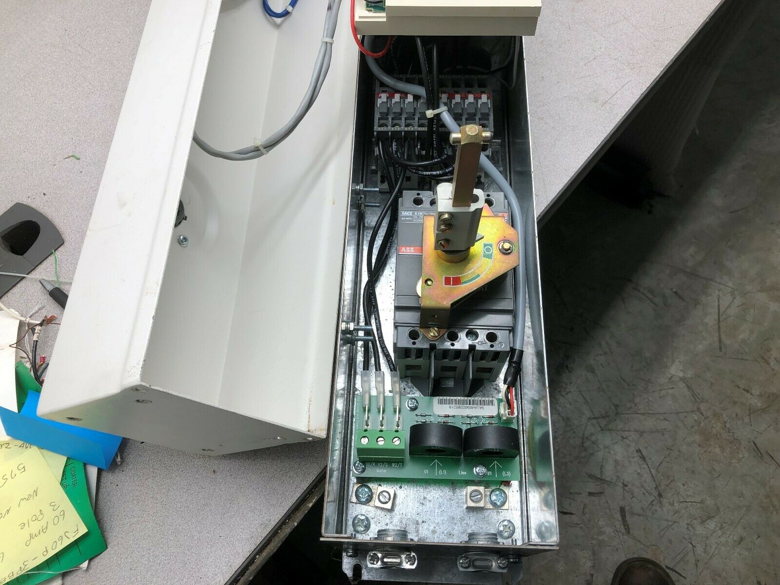 USED ABB 2.2 KW 3HP 480 VAC 3 PH DRIVE WITH ELETRONIC BYPASS ACH401600432