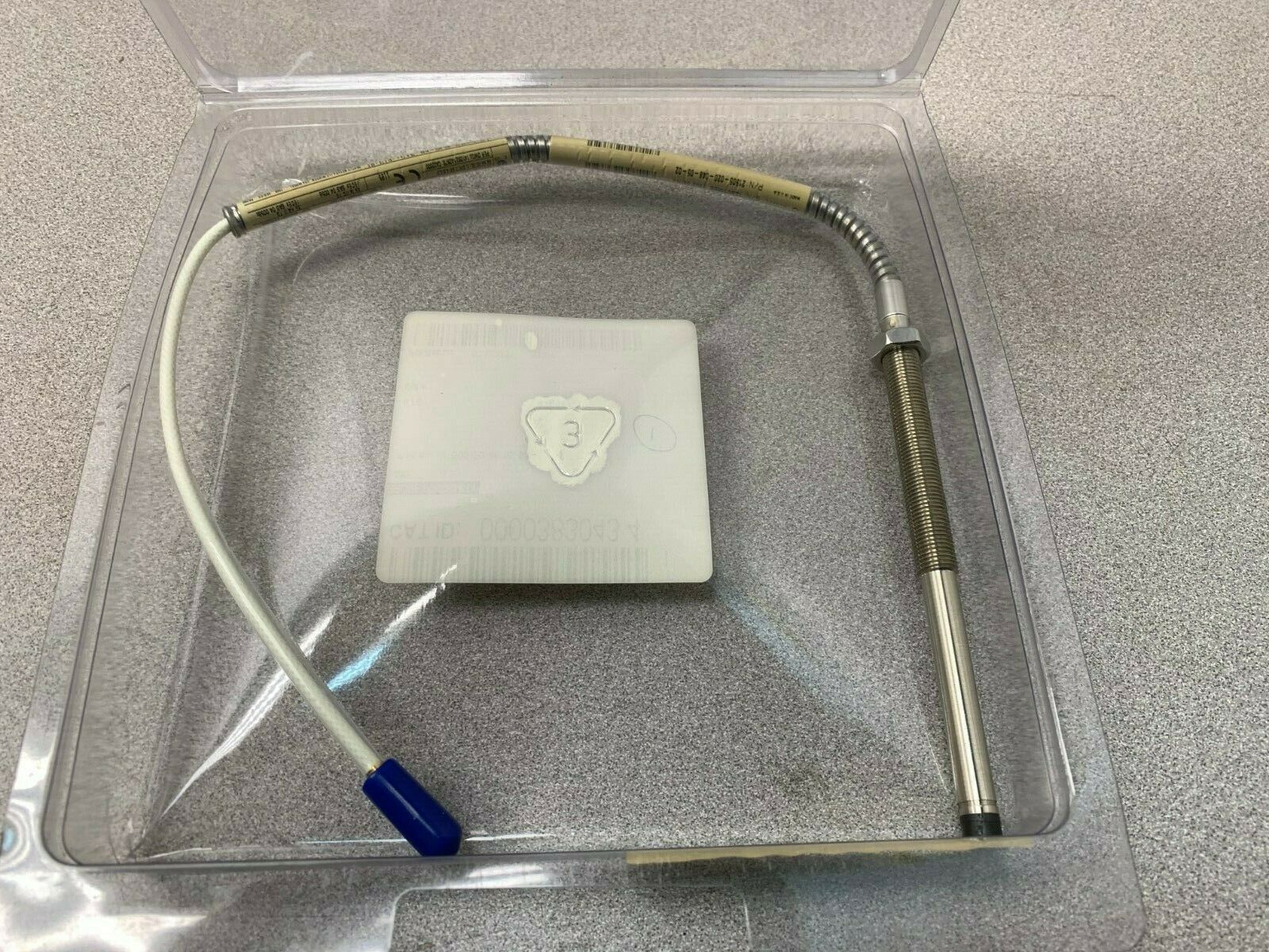 NEW BENTLY NEVADA 7200 SERIES PROBE PROXIMITOR 21505-020-048-05-02