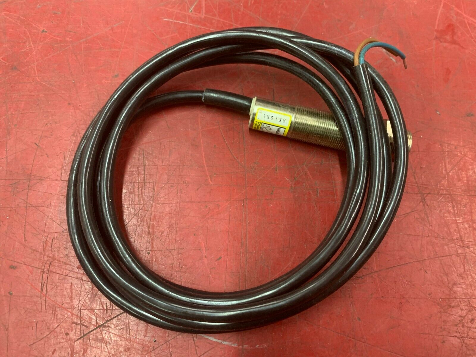 NEW NO BOX INSOR SENSOR 180136