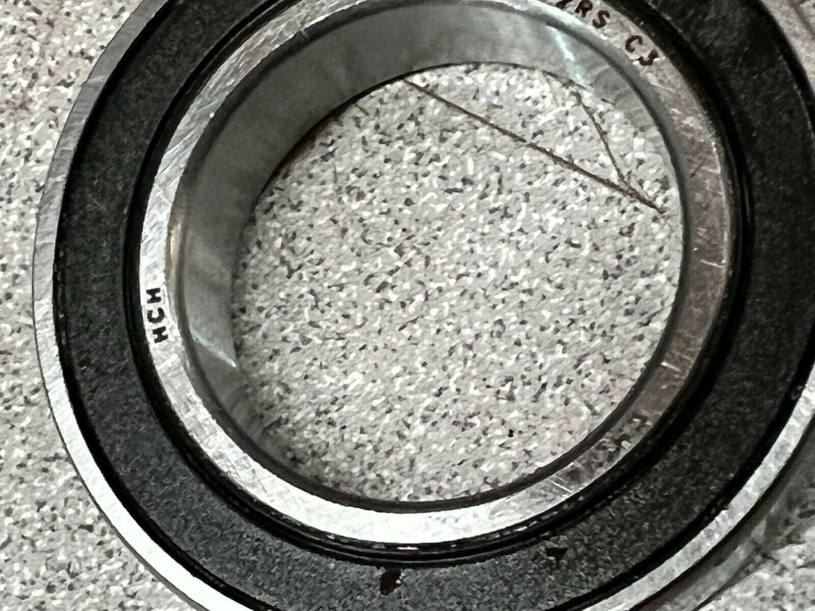 NEW IN BOX HCH BALL BEARING 6905 2RS C3