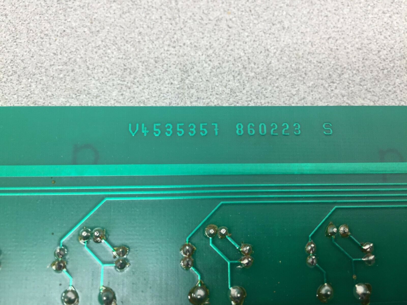 NEW NO BOX PLINTH FLAKT RELAY V4535357