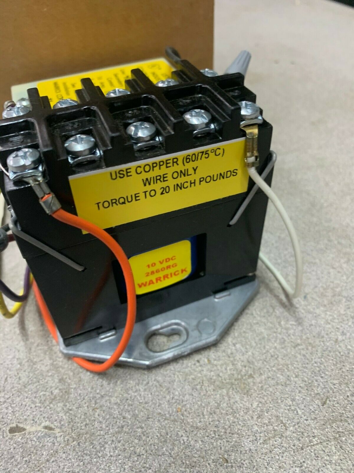 NEW IN BOX WARRICK CONTROLS INDUSTRIAL CONTROL 2G4F0-2Z1E